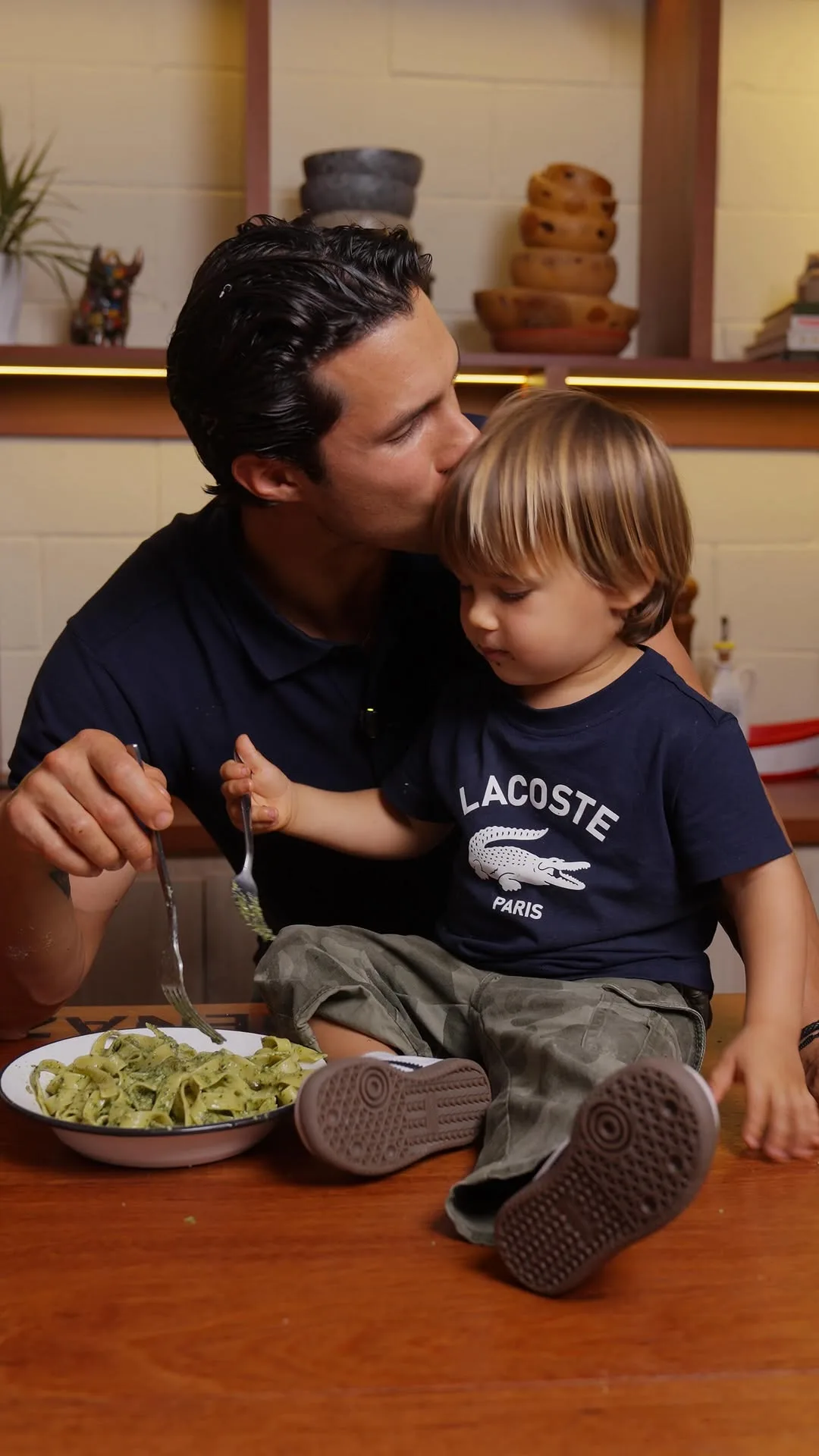 fettuccini-al-pesto-fettuccine-with-pesto
