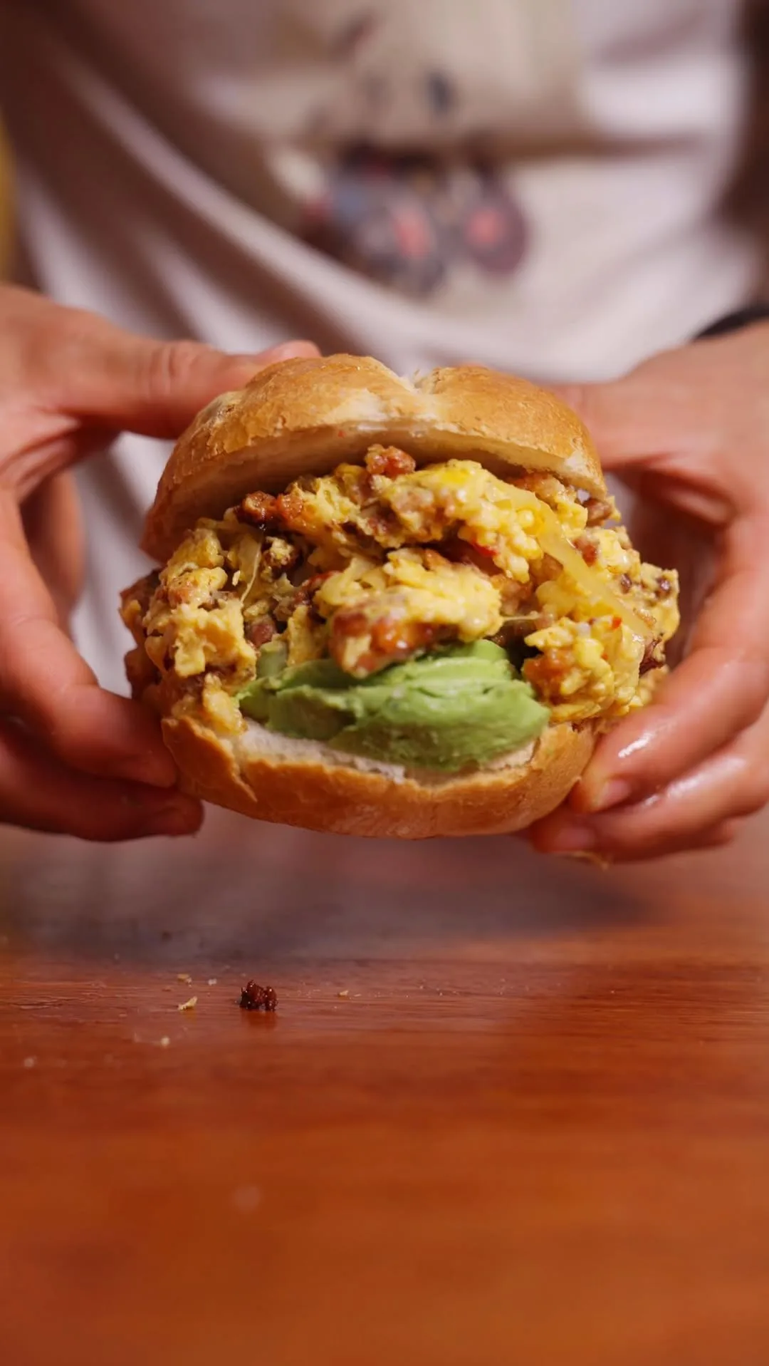 sandwich-de-salchicha-huachana-huachana-sausage-sandwich