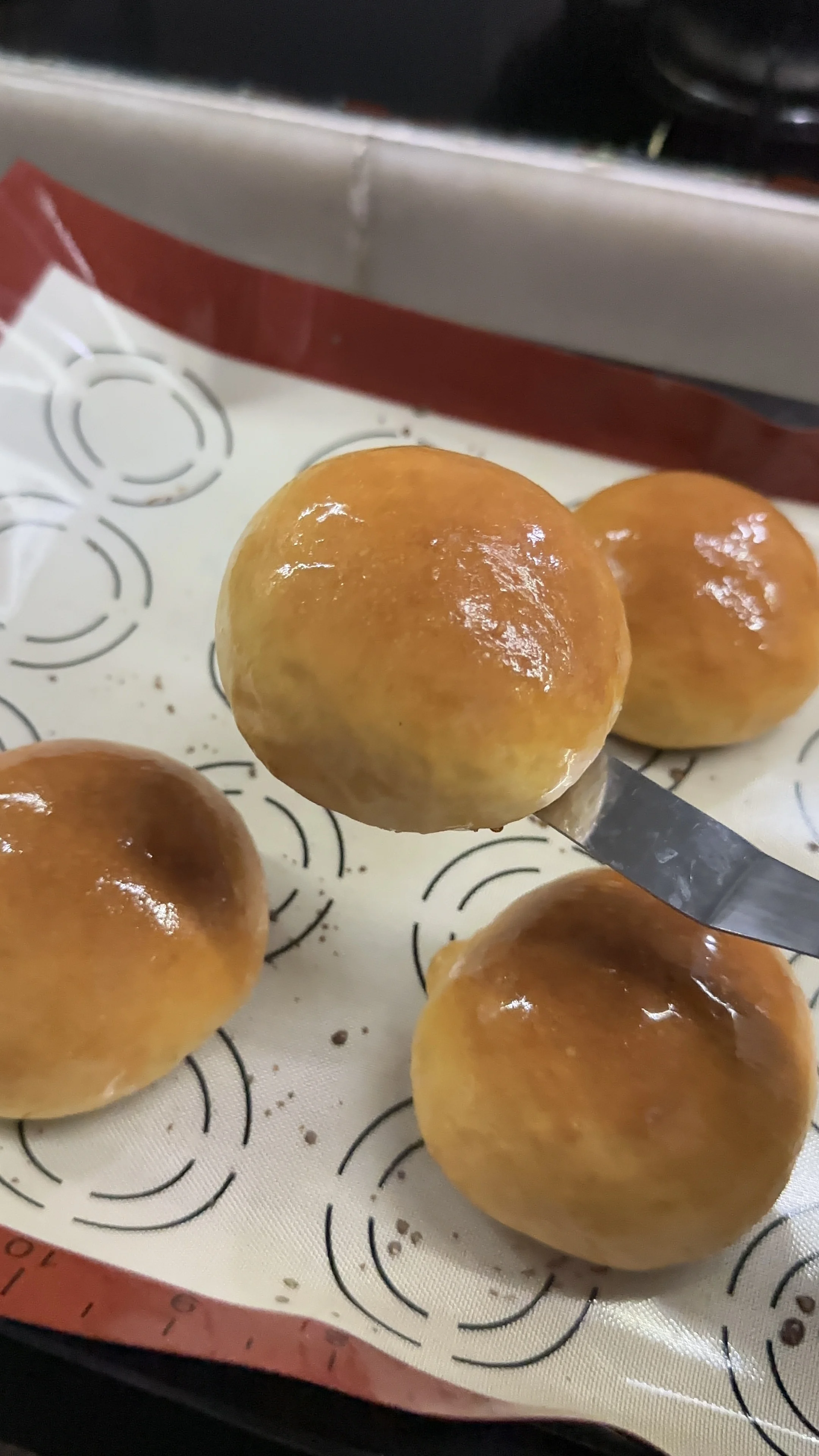 homemade-burger-buns