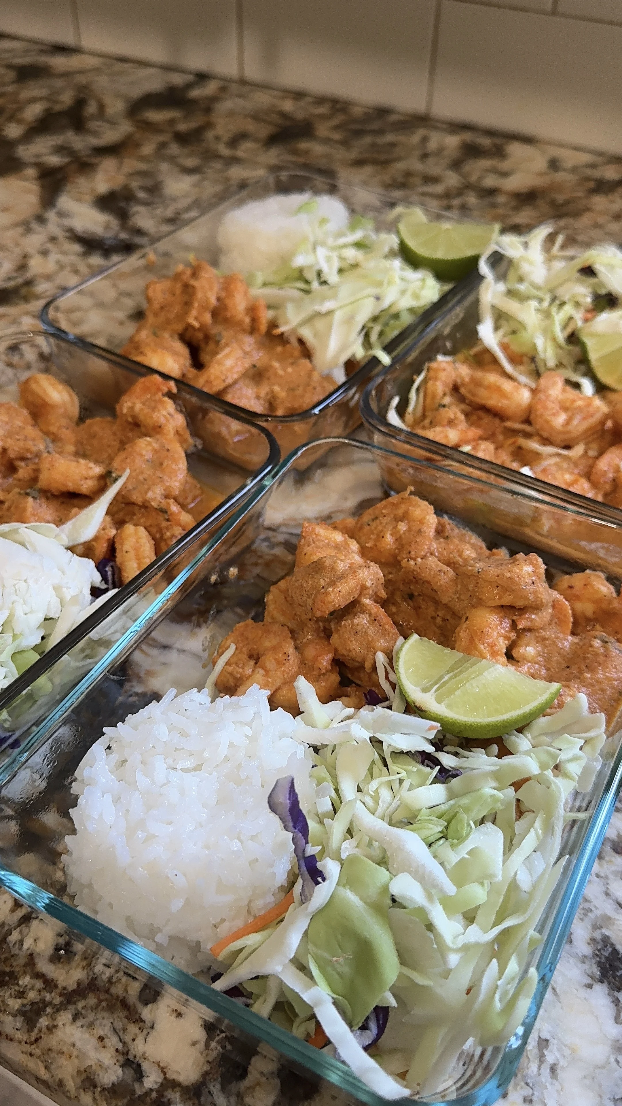 creamy-chipotle-shrimp-bowls