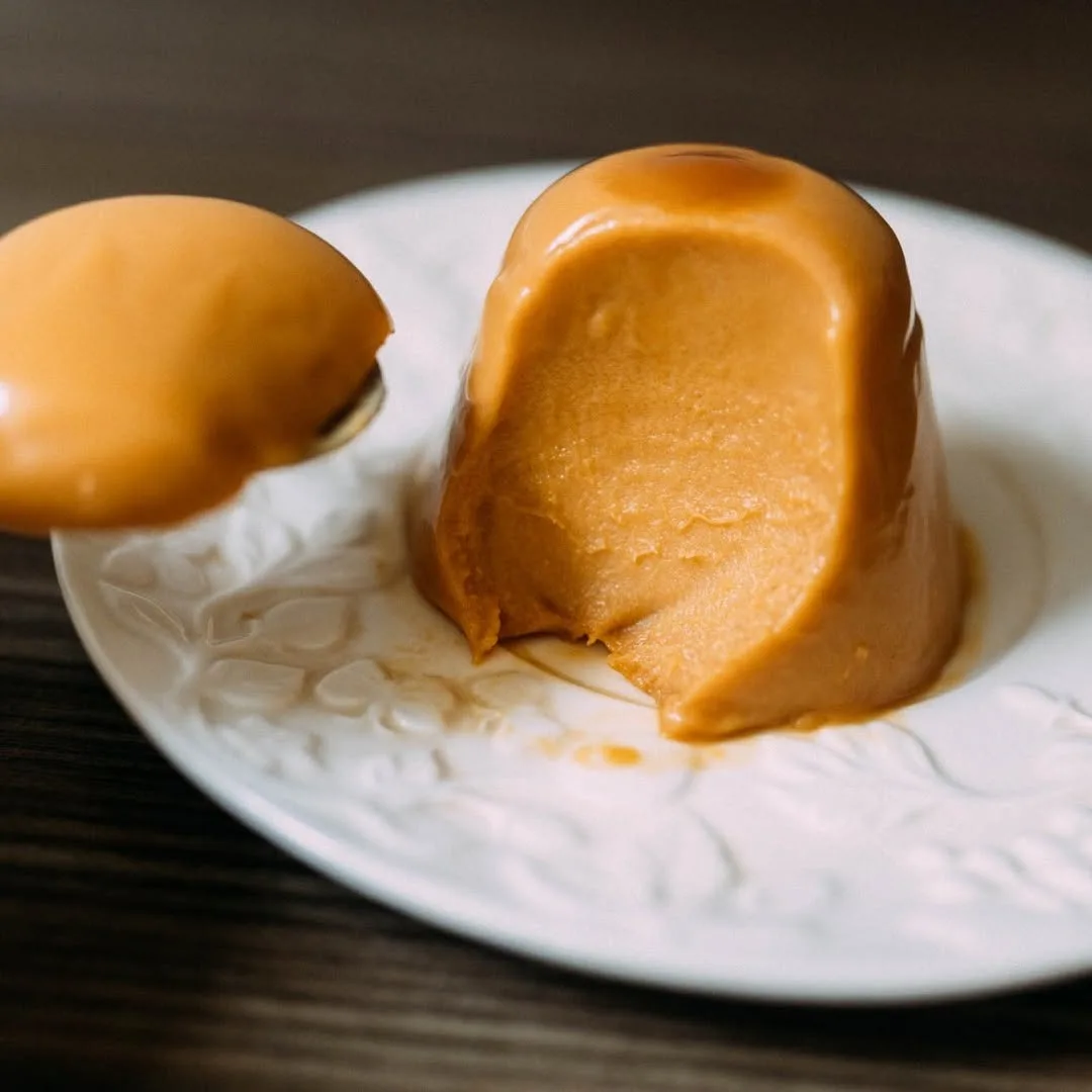 panna-kotta-s-solenoj-karamelyu