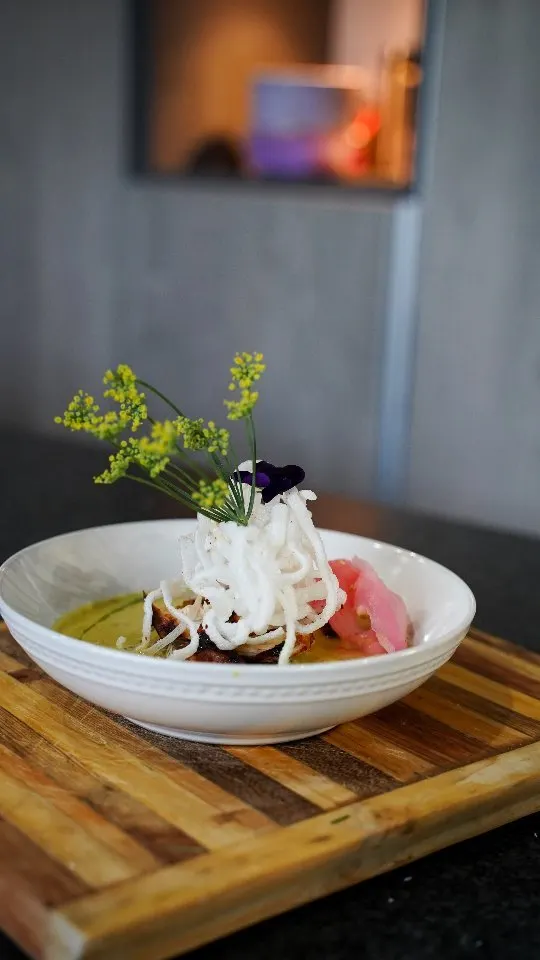 soupple-(noodles-and-soup)