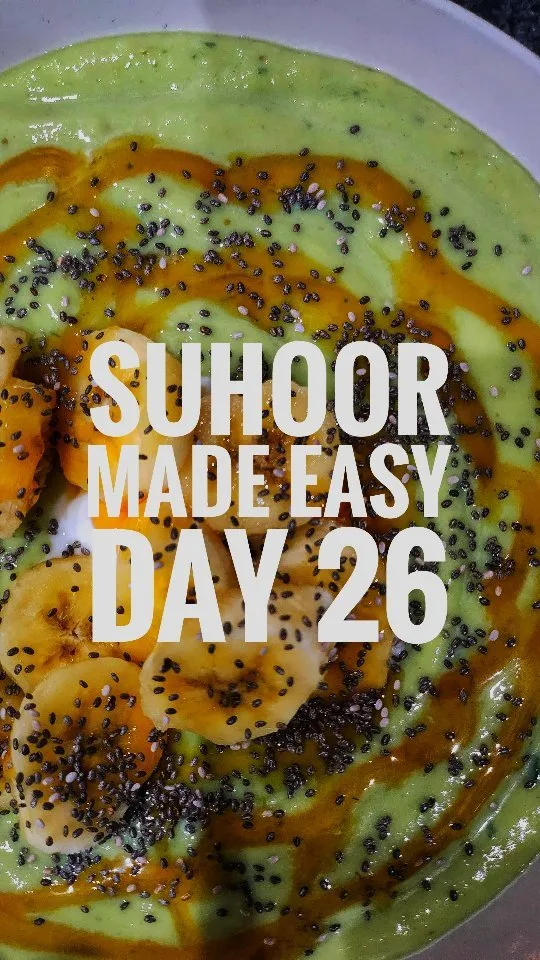 green-smoothie-bowl