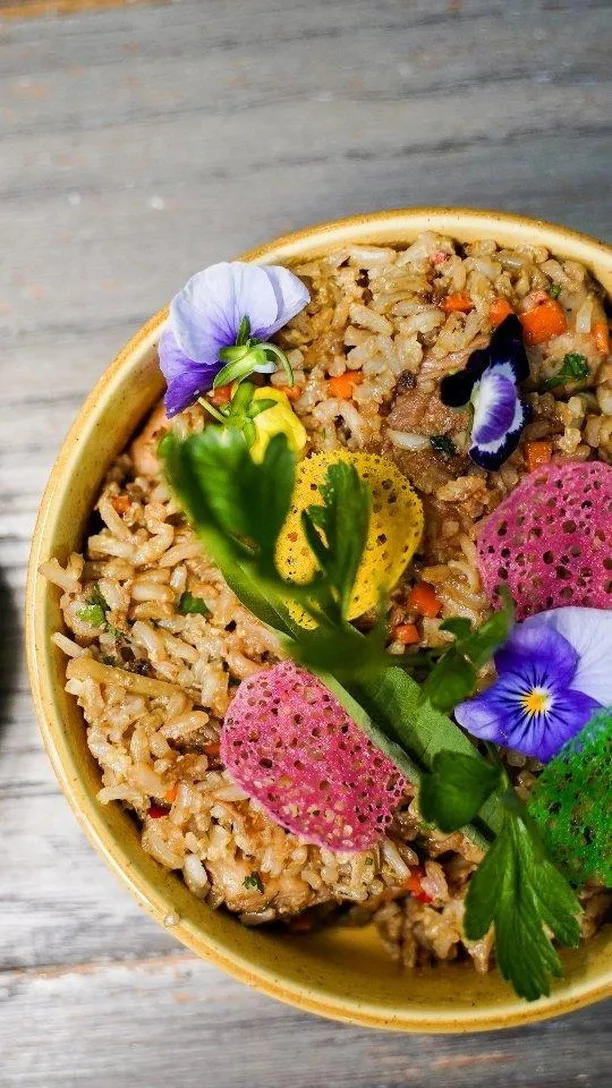 egg-fried-rice-with-chicken