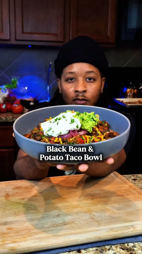 black-bean-and-potato-taco-bowl