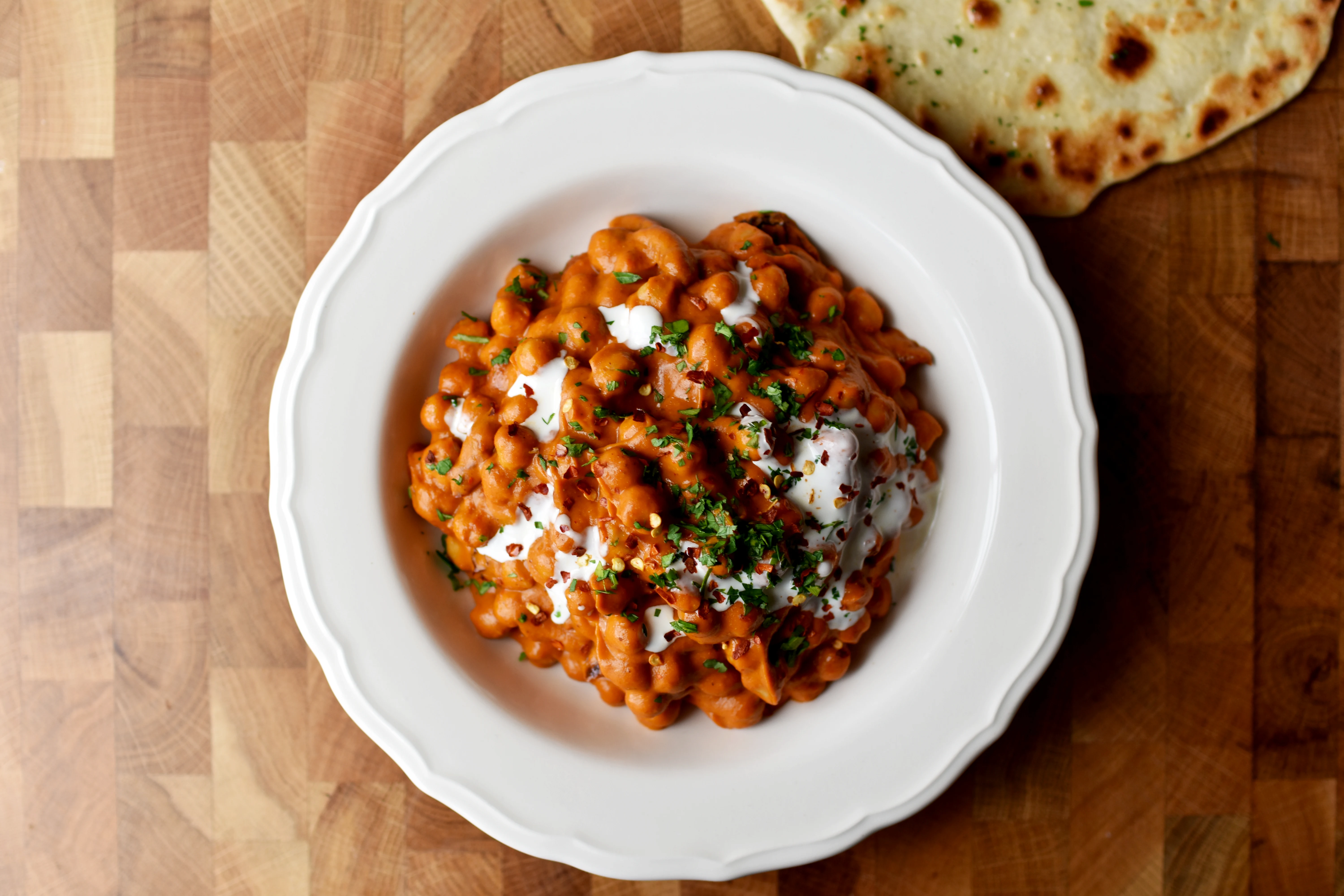 butter-chickpeas-and-garlic-naan