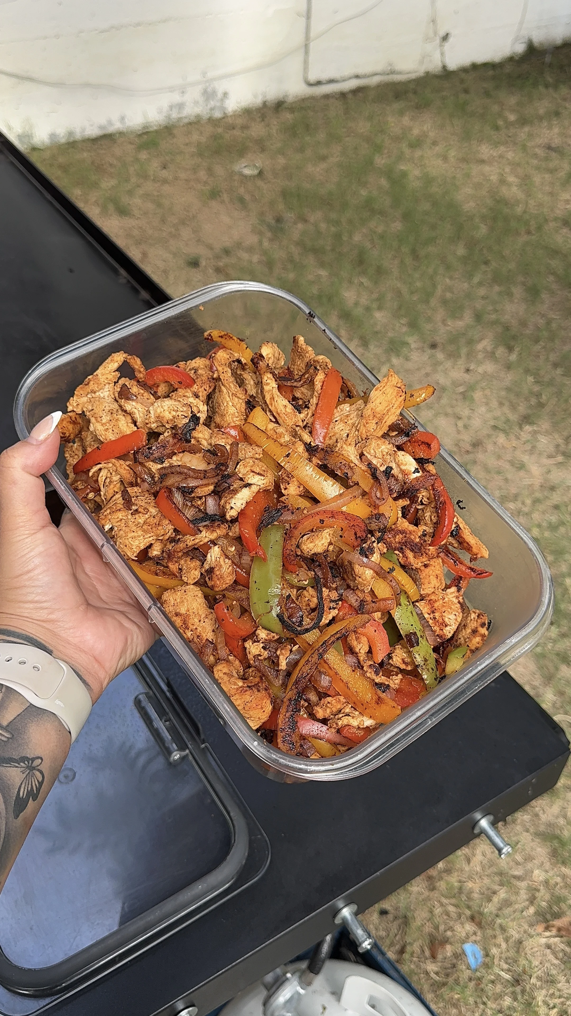 blackstone-chipotle-chicken-fajitas