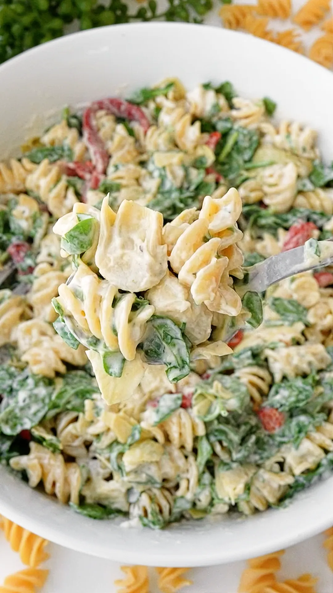 creamy-spinach-and-artichoke-pasta-salad