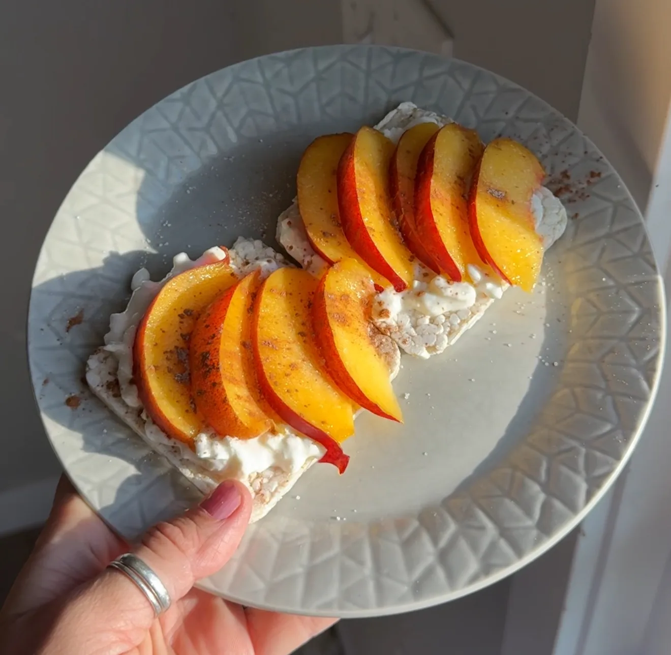 spiced-peach-rice-cakes