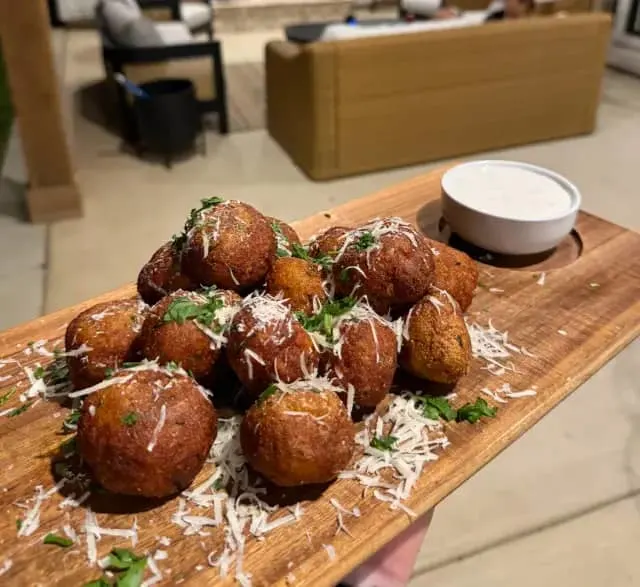 3-cheese-mashed-potato-balls