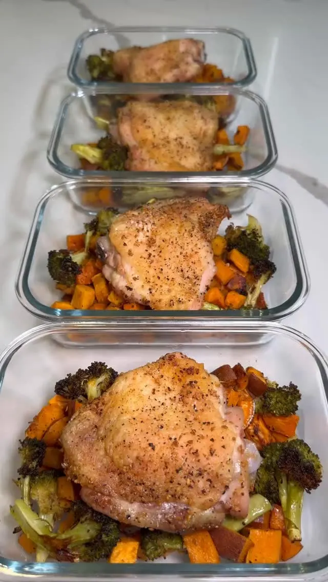 crispy-chicken-thighs-with-roasted-broccoli-and-sweet-potatoes