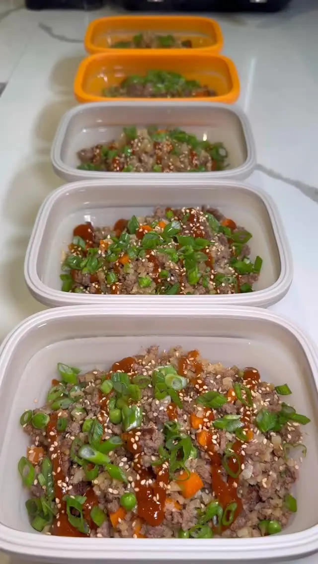 asian-beef-and-rice-cauliflower-bowls