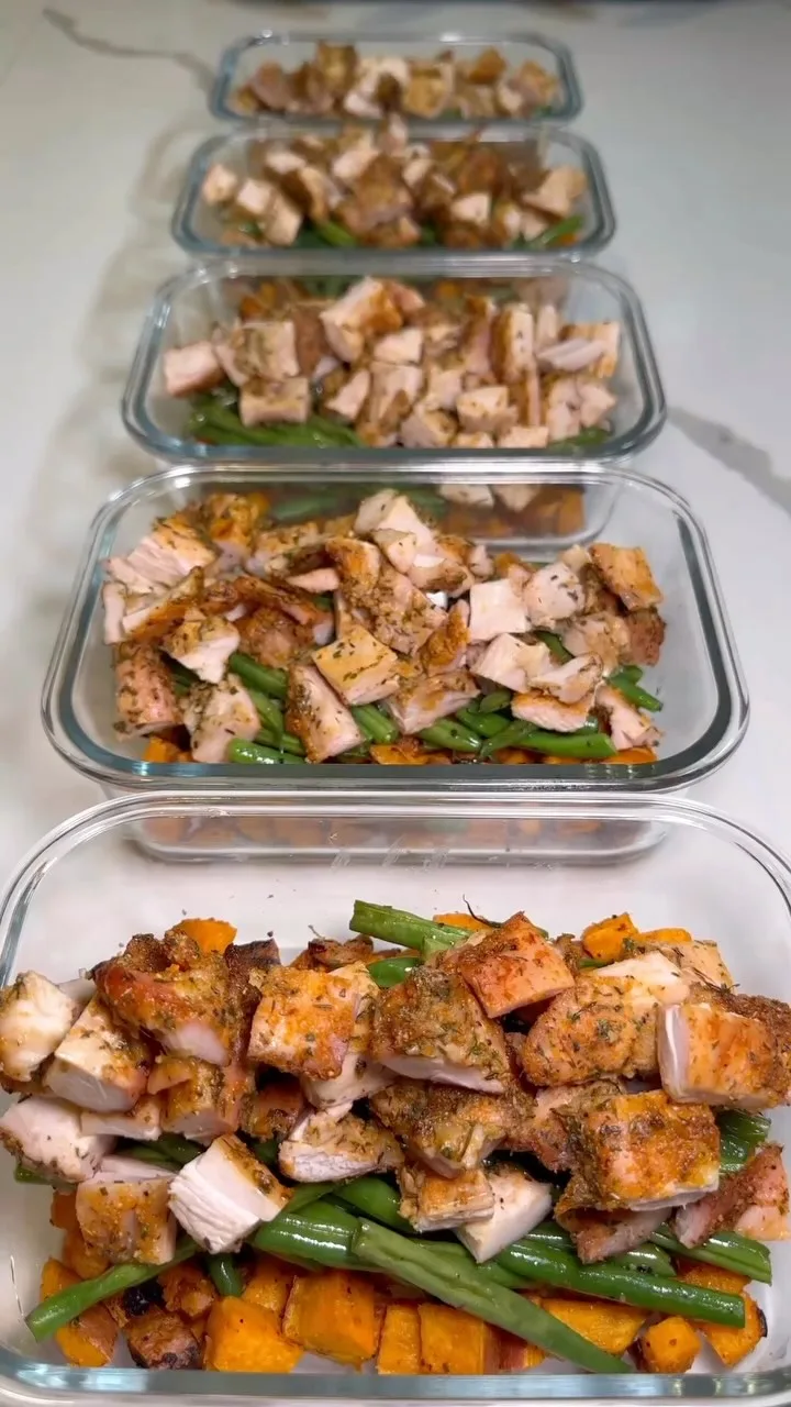garlic-lemon-herb-chicken-and-sweet-potato-bowls