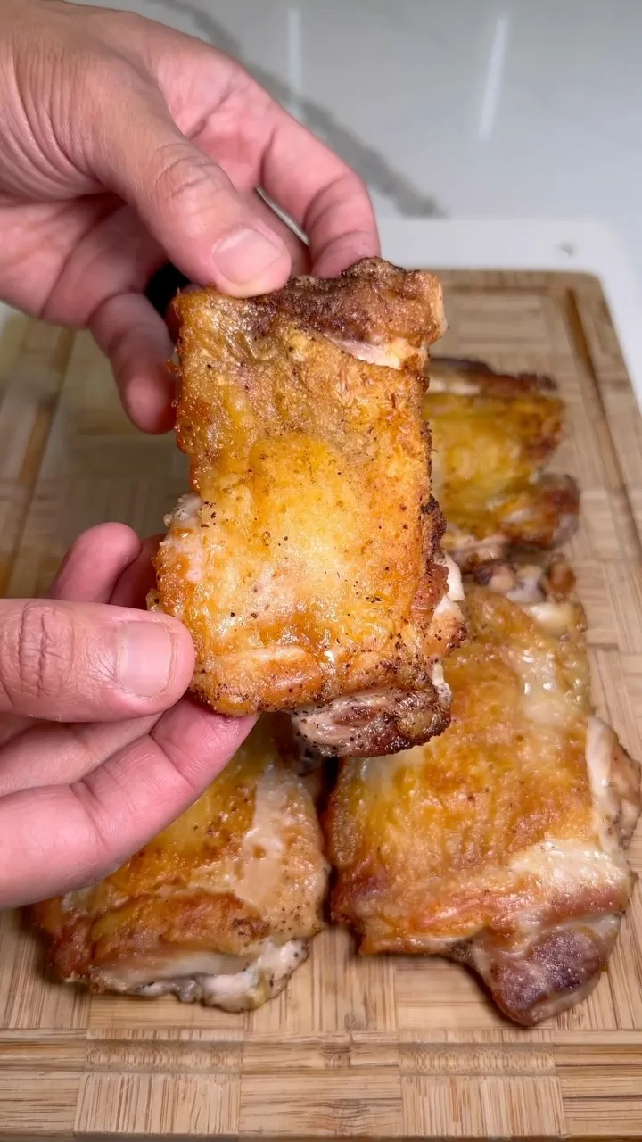 crispy-and-juicy-chicken-thighs