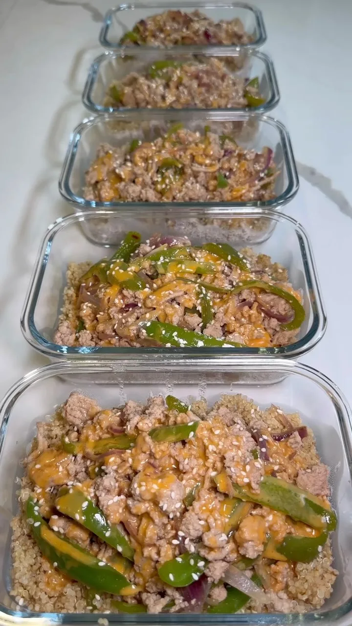 asian-turkey-bowls-with-sriracha-mayo-sauce