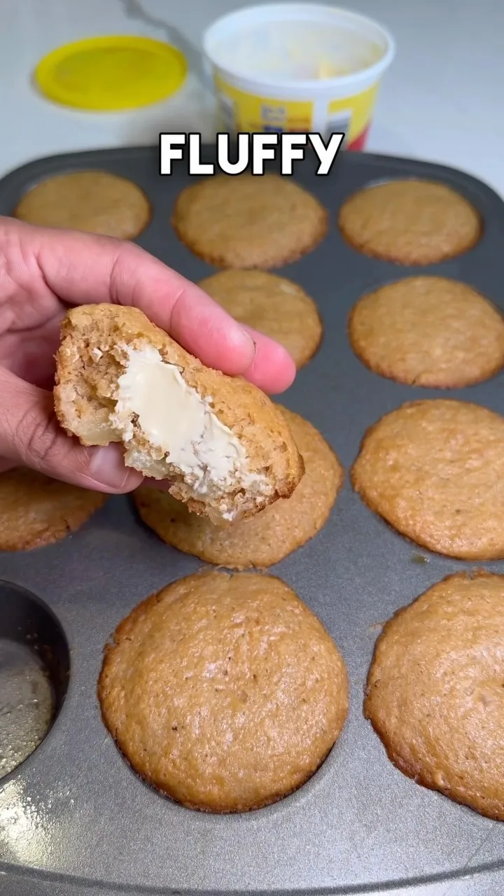 apple-cinnamon-breakfast-muffins