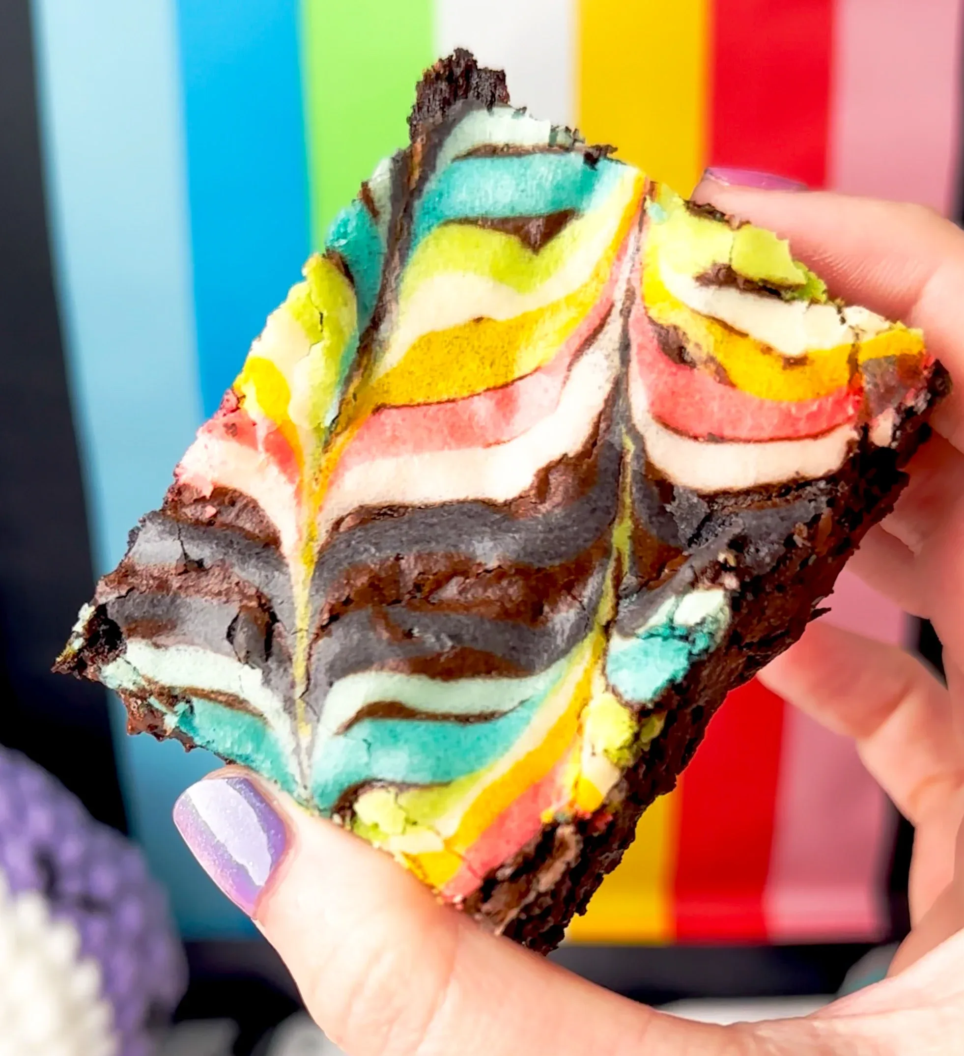 colored-brownie-topping
