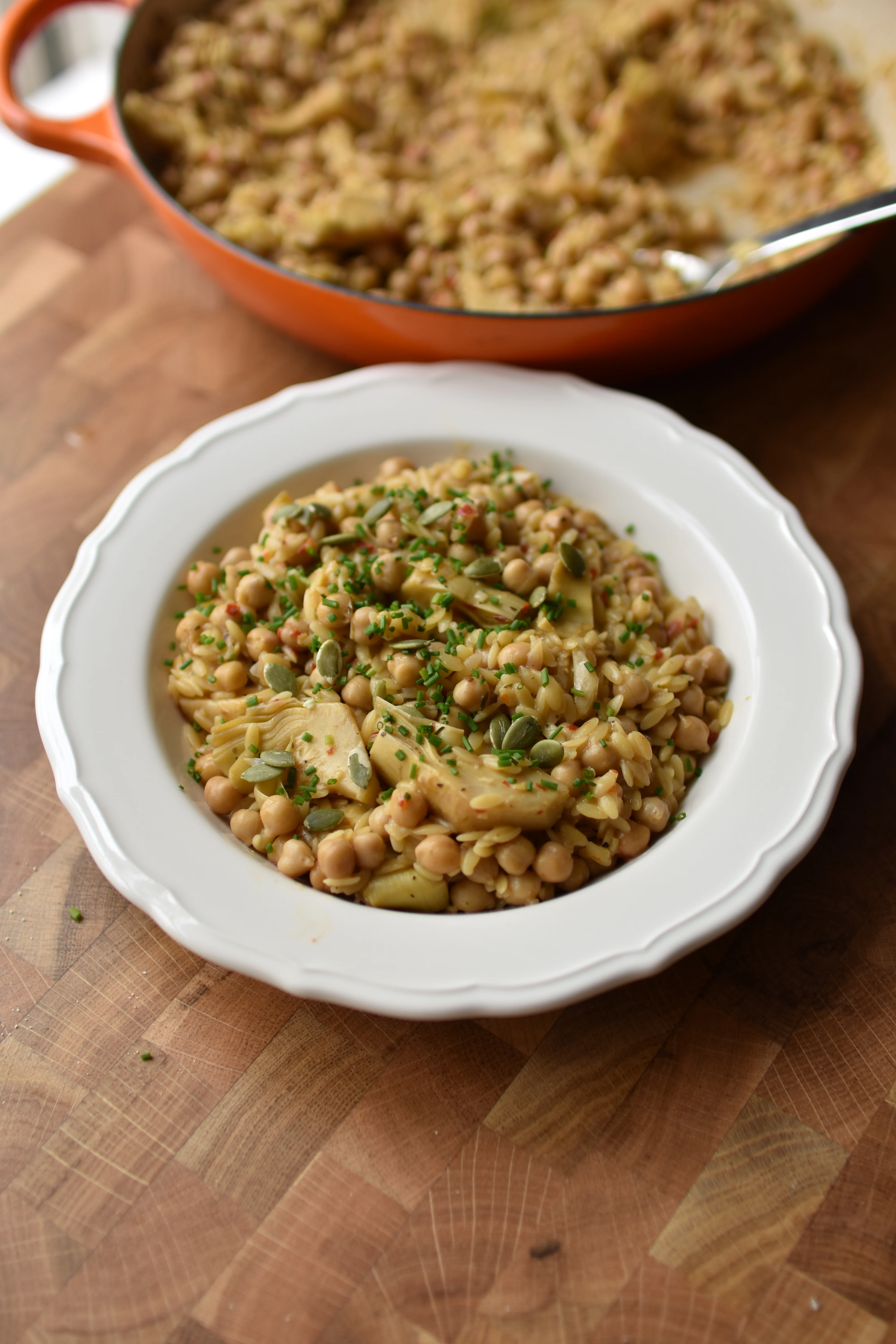 one-pot-artichoke-orzo-with-chickpeas