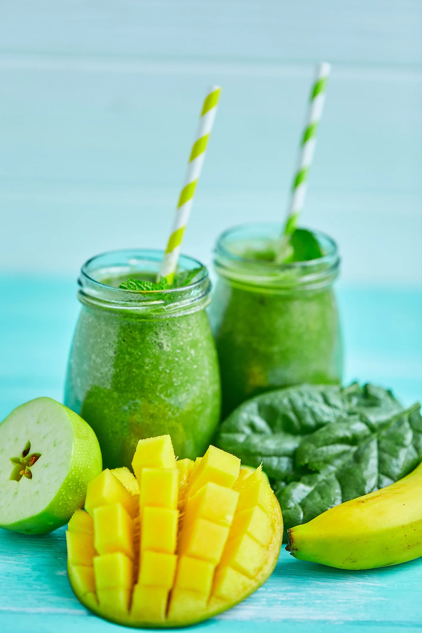 eczema:-mango-kale-and-collagen-smoothie