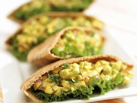 adhd:-avocado-egg-salad-pockets