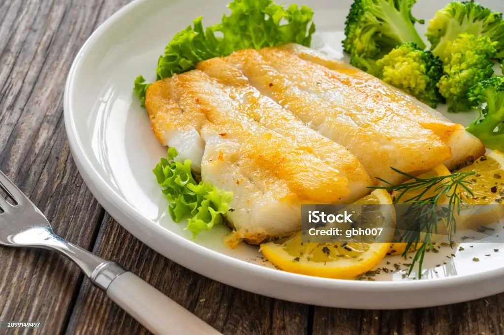 lemon-herb-baked-cod-with-broccoli-and-cauliflower-rice