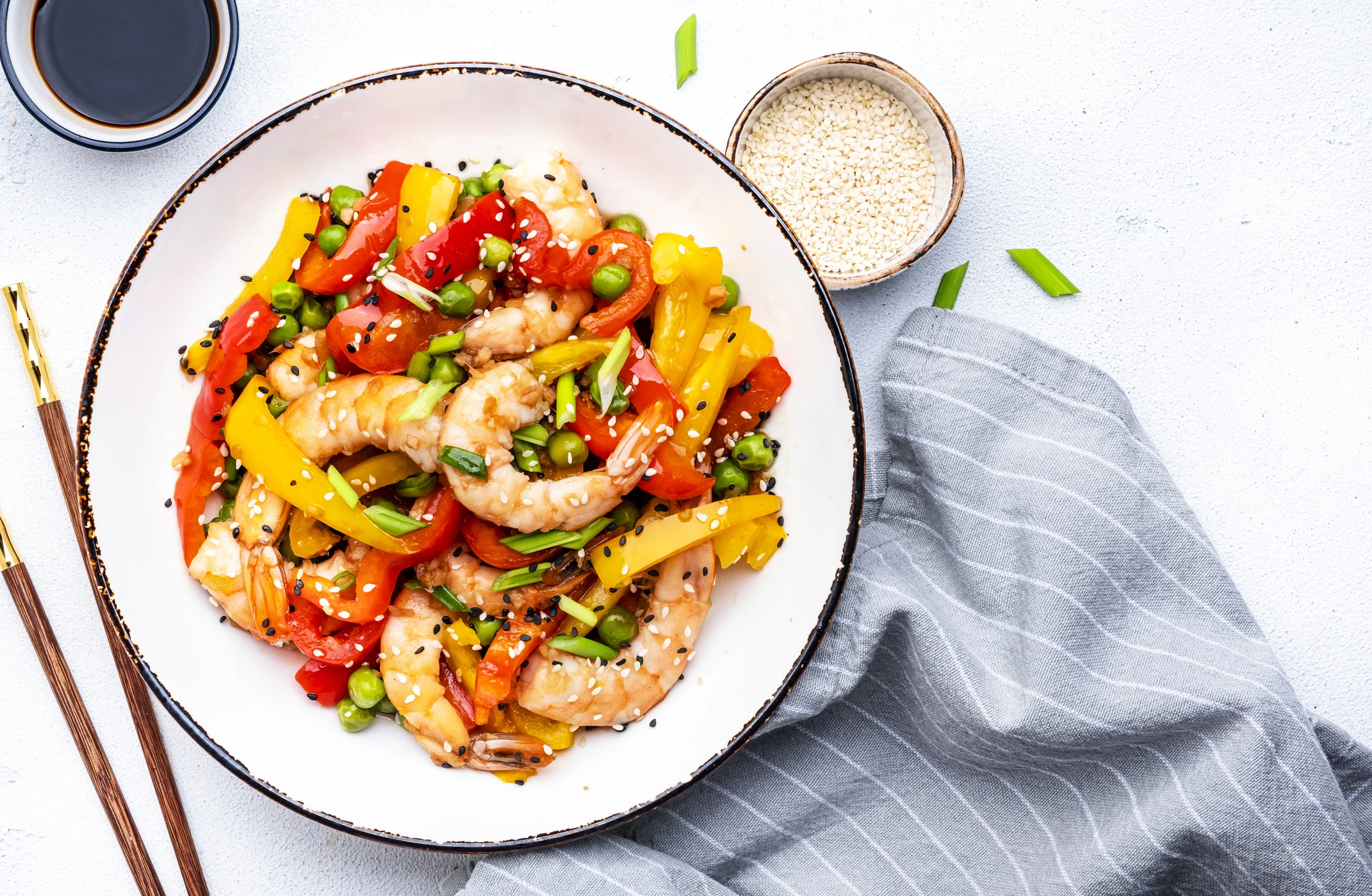 type-1-diabetes:-shrimp-stir-fry-with-snap-peas-and-brown-rice