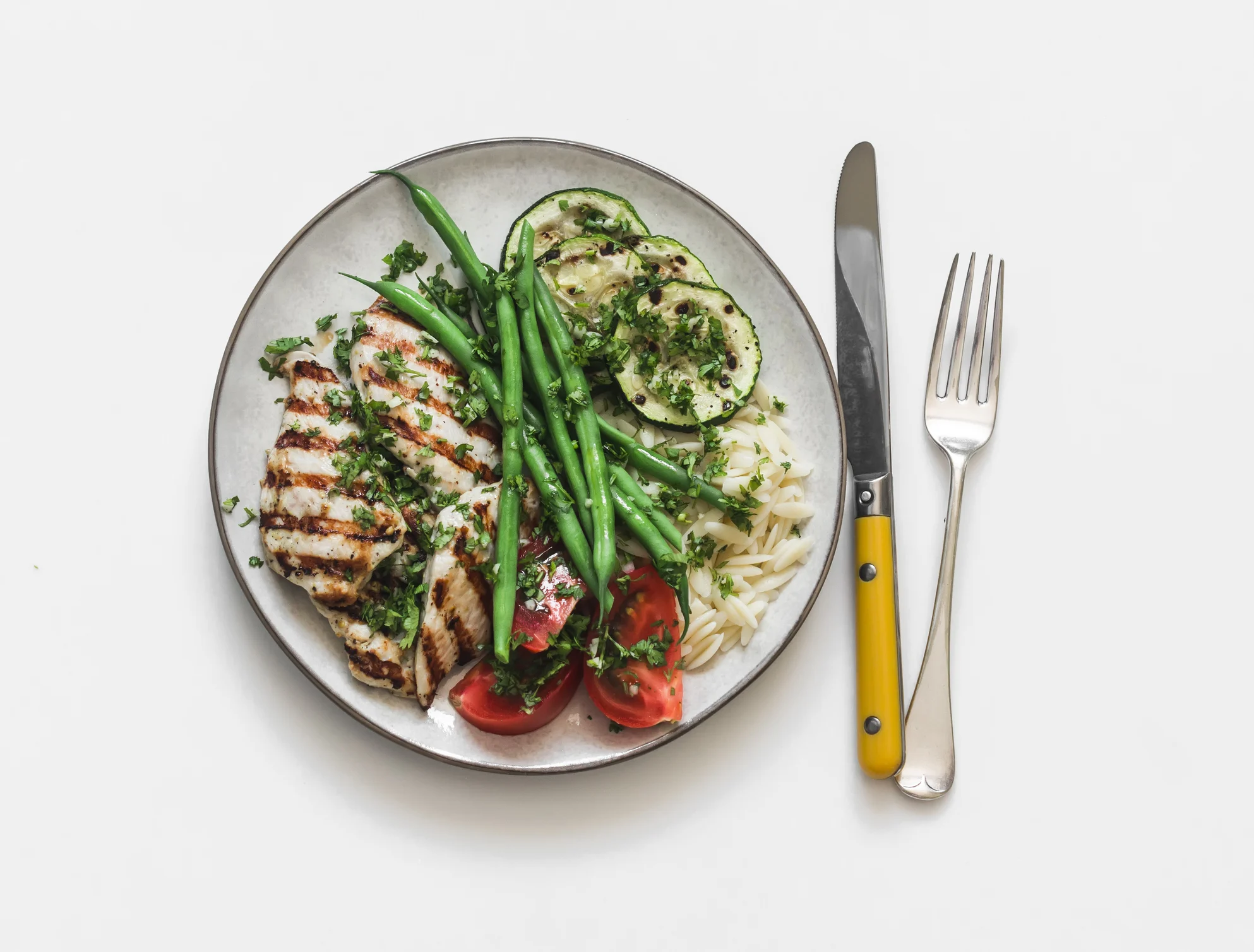 type-1-diabetes:-grilled-chicken-and-cauliflower-rice-power-plate