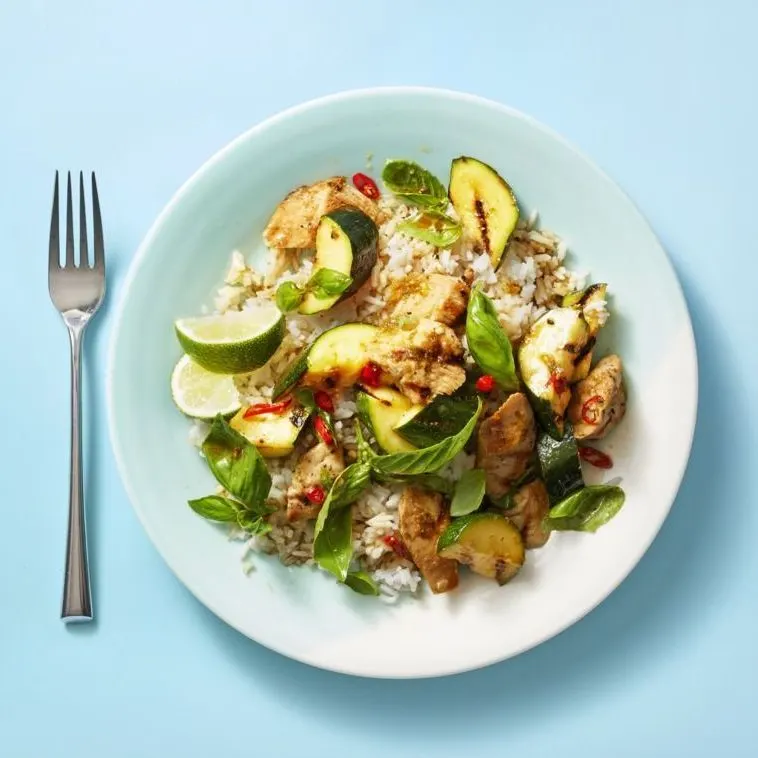 low-histamine:-basil-chicken-with-zucchini-and-white-rice