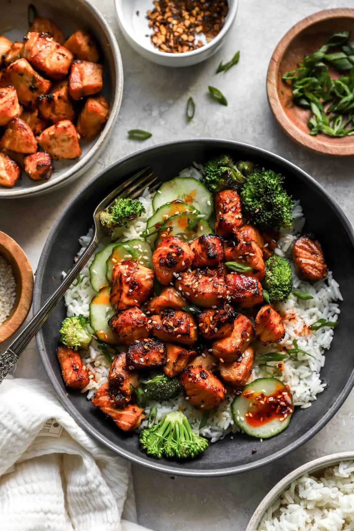 anxiety:-spicy-salmon-bowl-with-coconut-rice