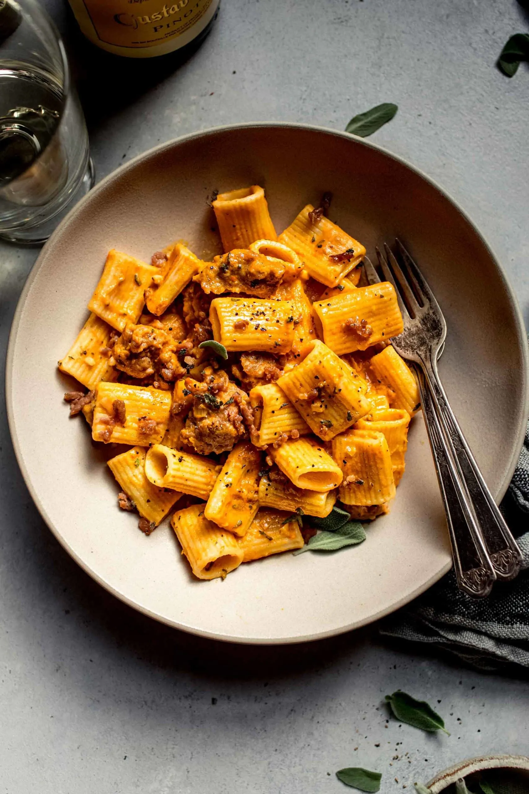 creamy-pumpkin-pasta-with-turkey-and-sage