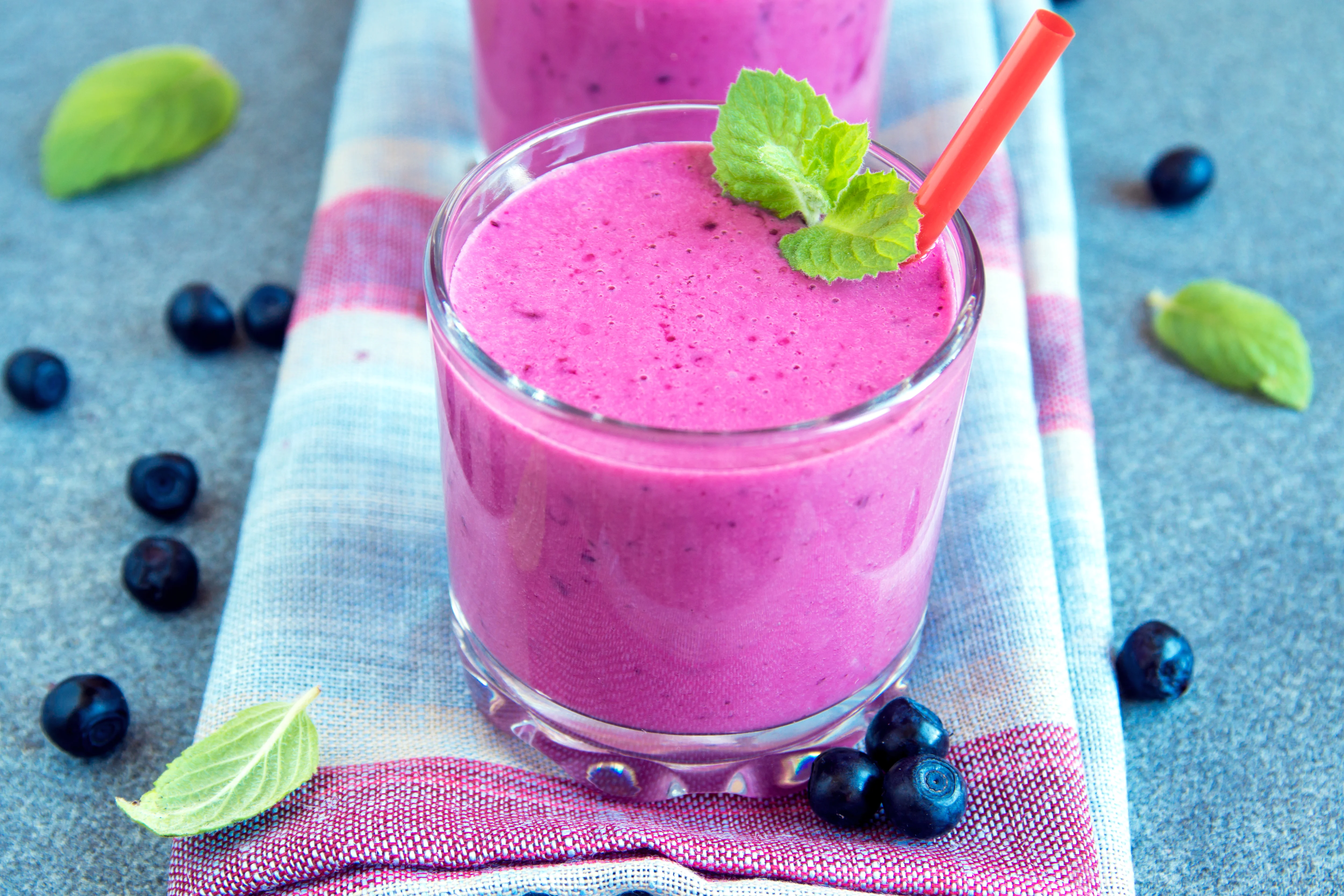 anxiety-blueberry-almond-calm-shake