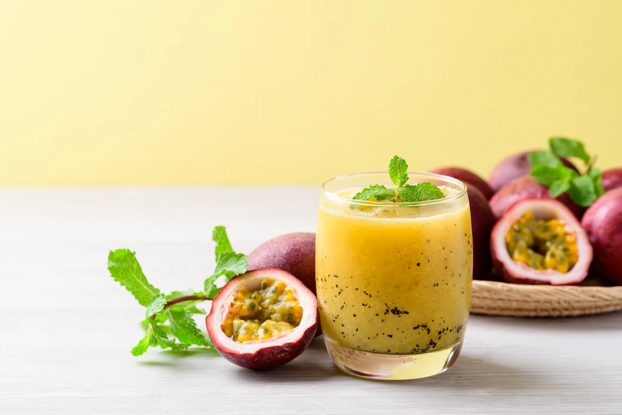 psoriasiseczema:-skin-soothing-passion-fruit-smoothie