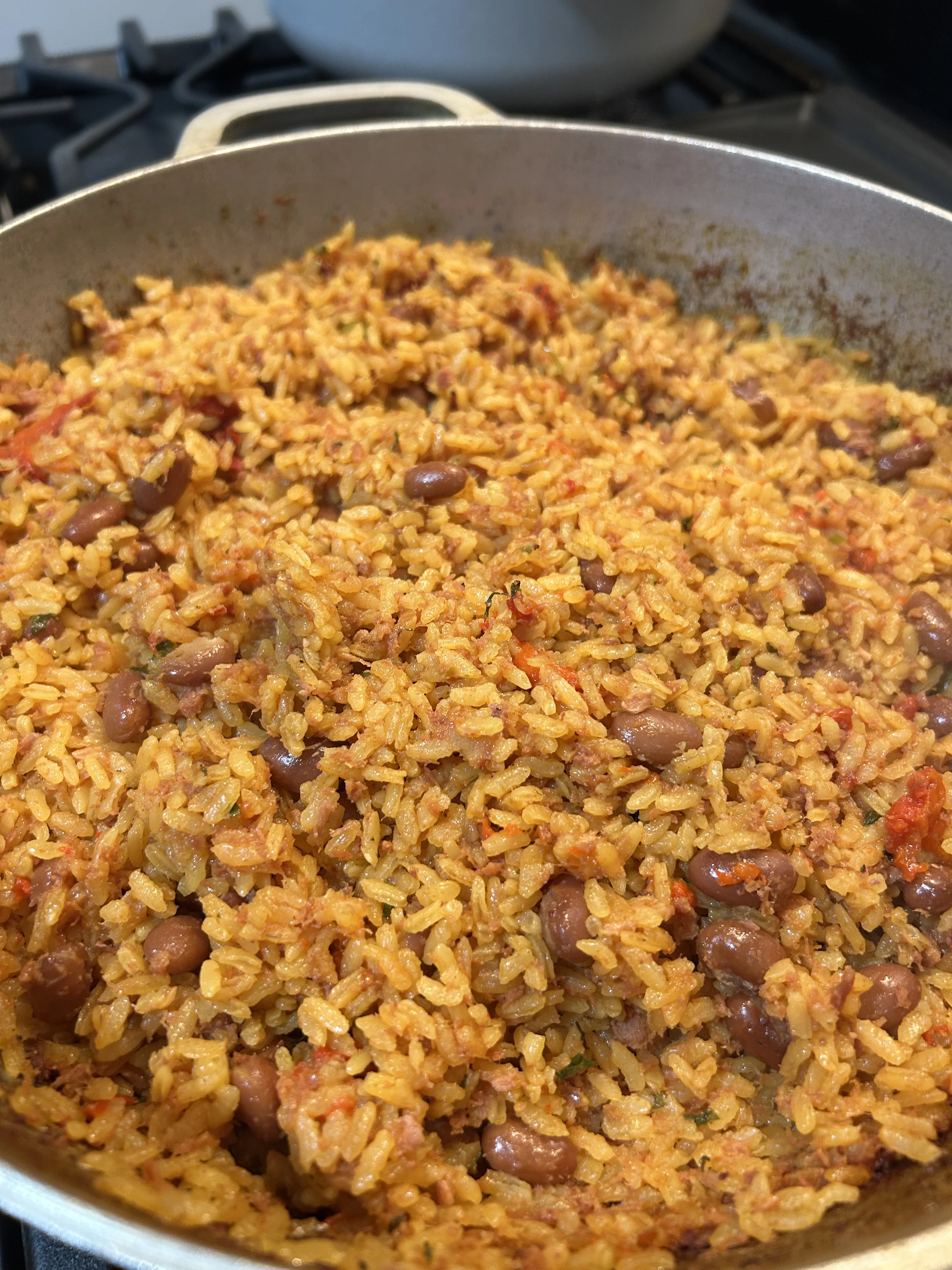 arroz-con-corned-beef-and-habichuelas