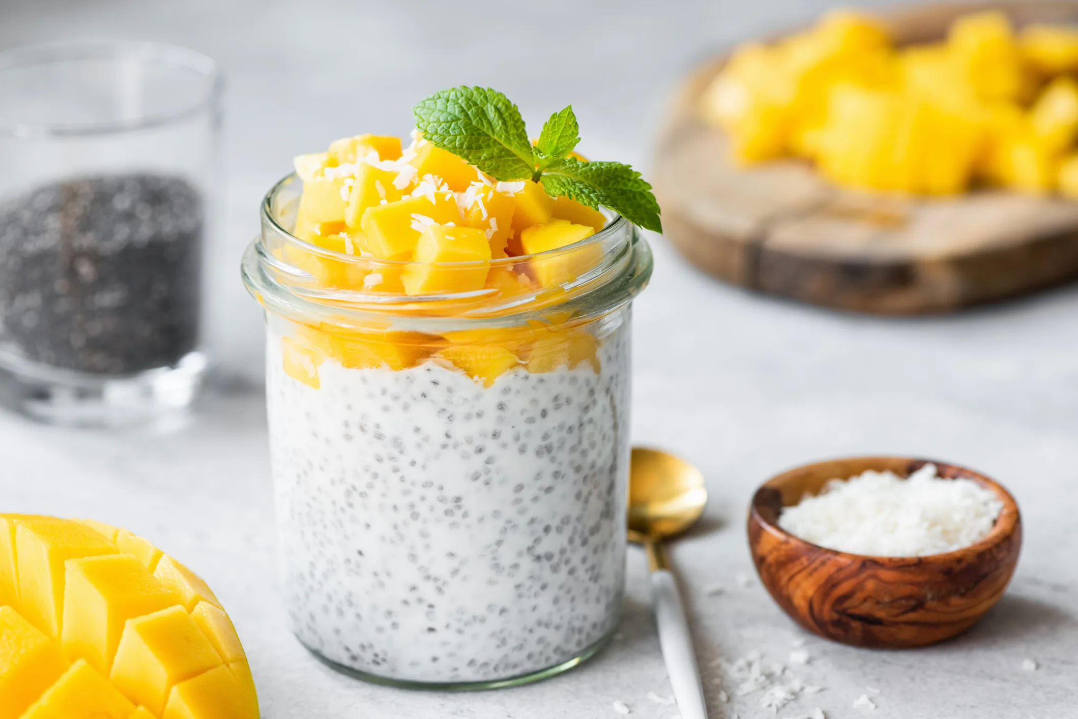 sjogrens:-coconut-mango-chia-pudding