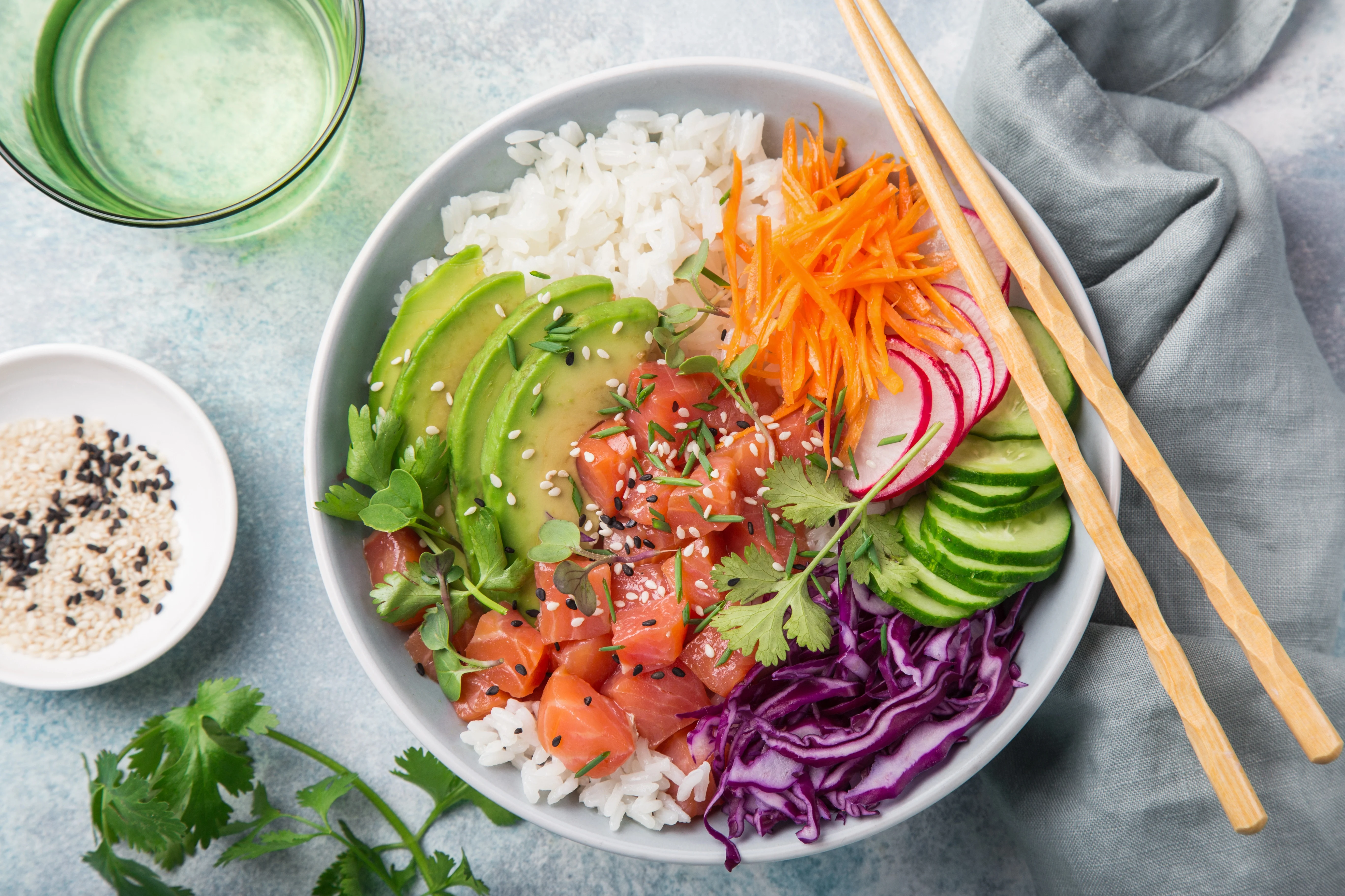 adhd:-tuna-avocado-sushi-bowl-(poke-bowl-style)