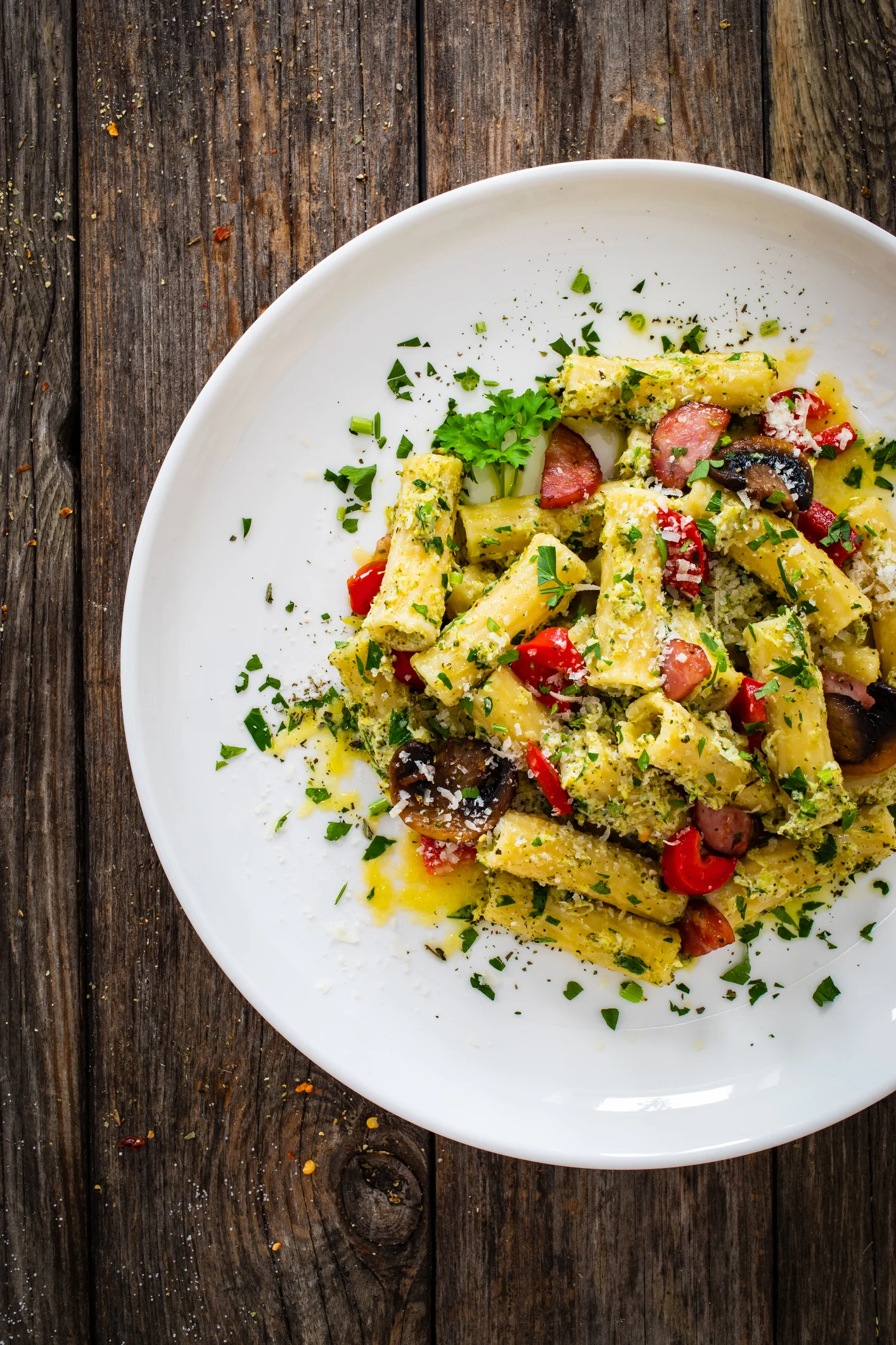 ms:-chickpea-pasta-with-roasted-veggies-and-walnut-basil-pesto