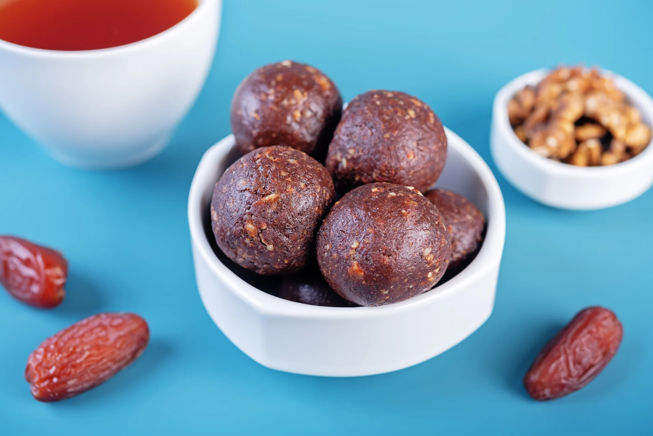 reactive-arthritis:-cacao-date-walnut-bites