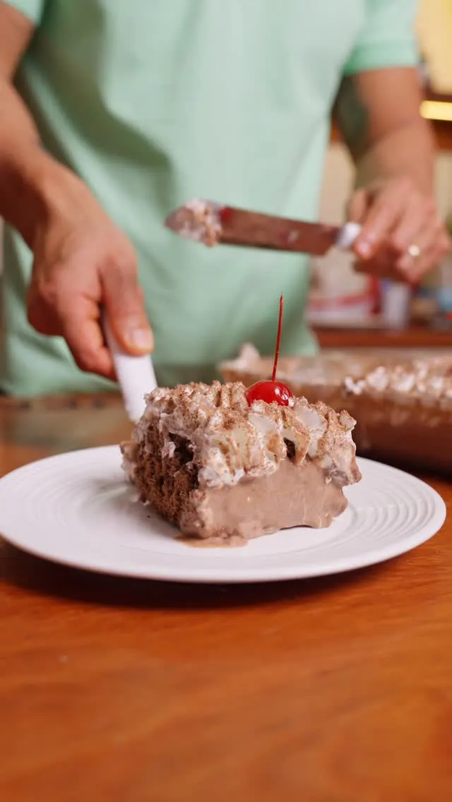 torta-4-leches-de-chocolate-y-pisco:-el-postre-insuperable!-4-milk-chocolate-and-pisco-cake:-the-unbeatable-dessert!