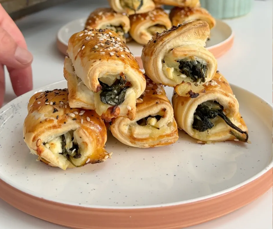 spinach-and-cheese-borekas-two-ways