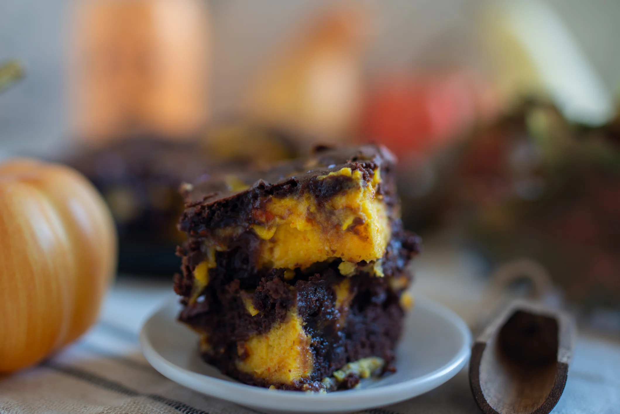 fudgy-chocolate-chip-pumpkin-bars
