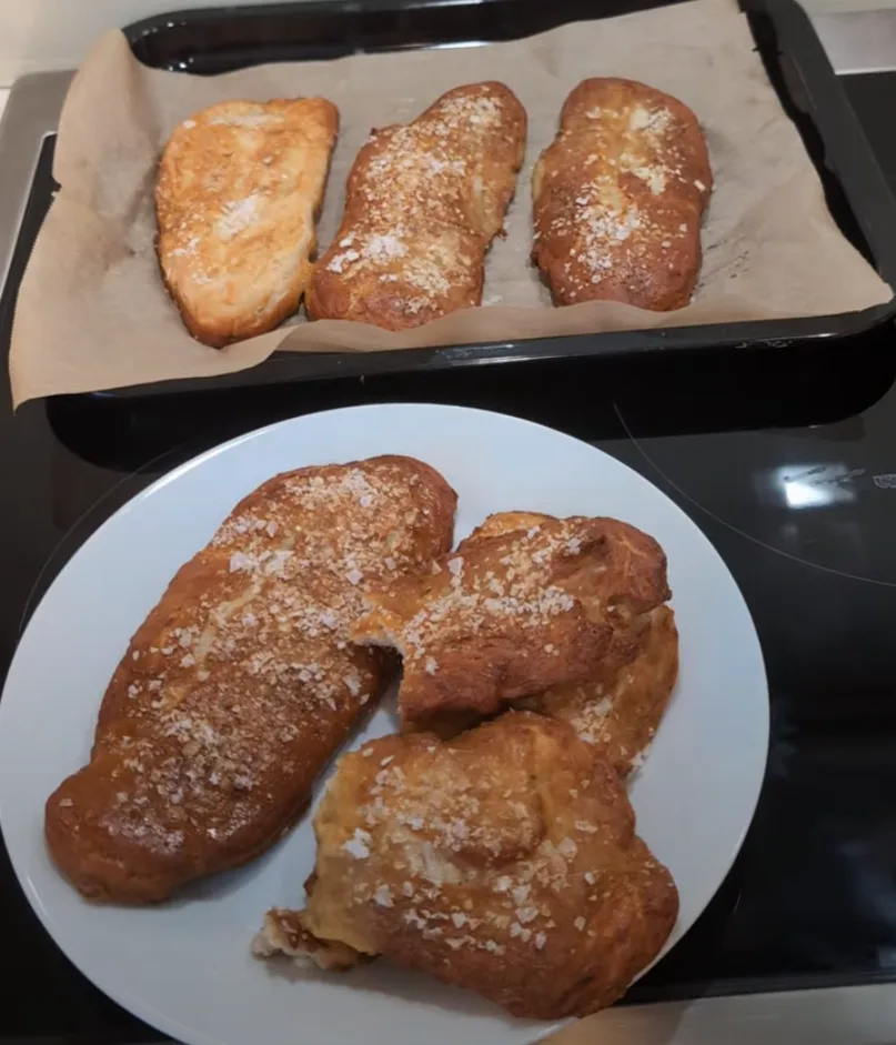 pretzel-hot-dog-buns
