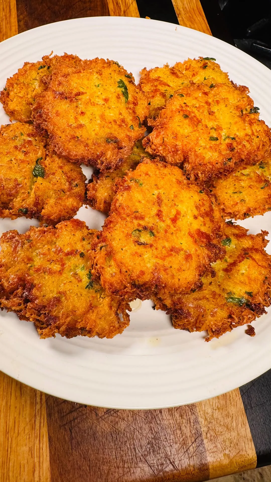 arepitas-de-yuca-con-queso