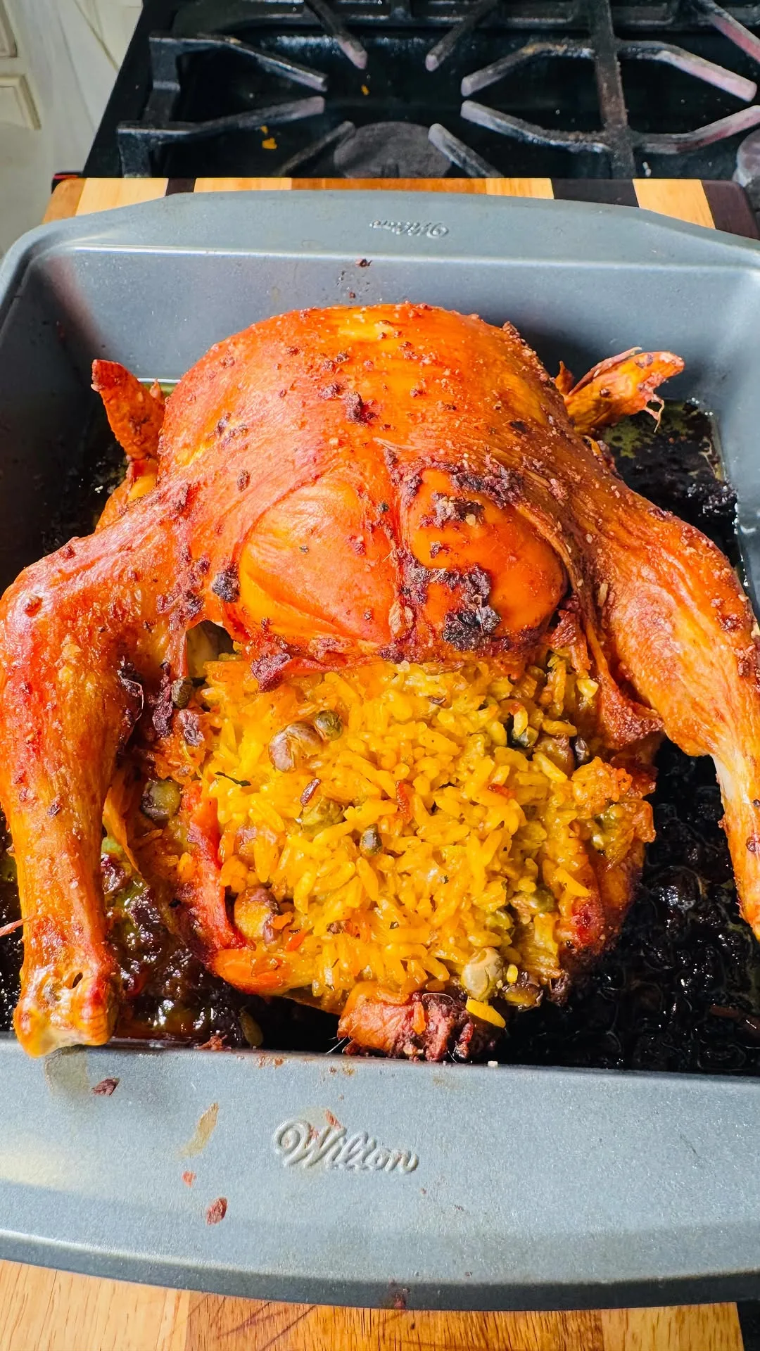 pollo-relleno-de-moro-de-guandules