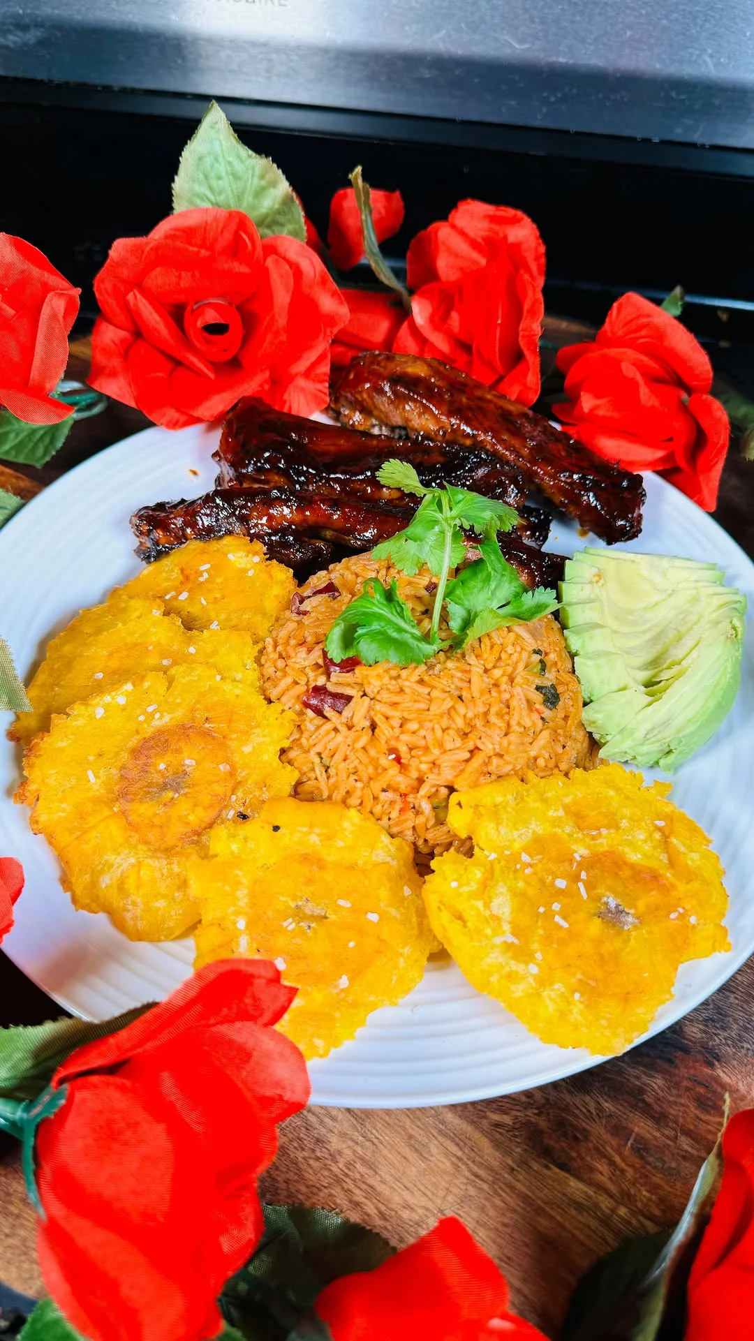 costilla-de-cerdo-con-moro-de-habichuela