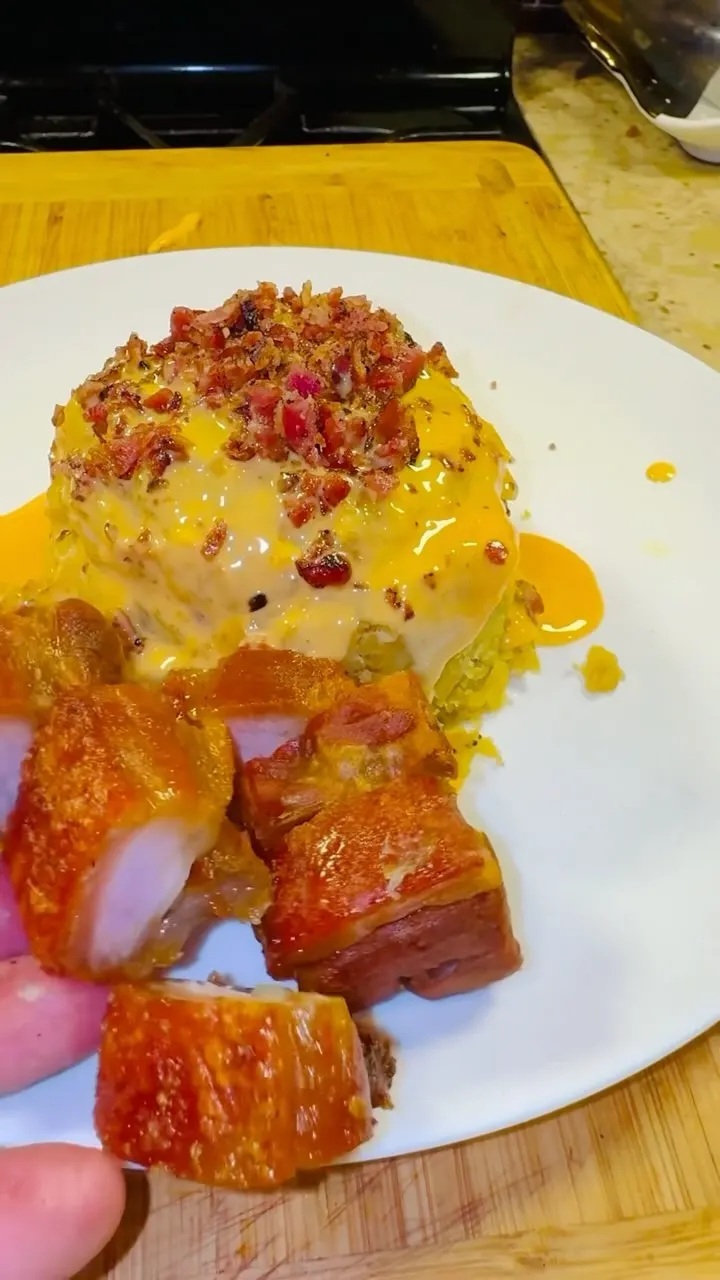 mofongo-con-chicharron
