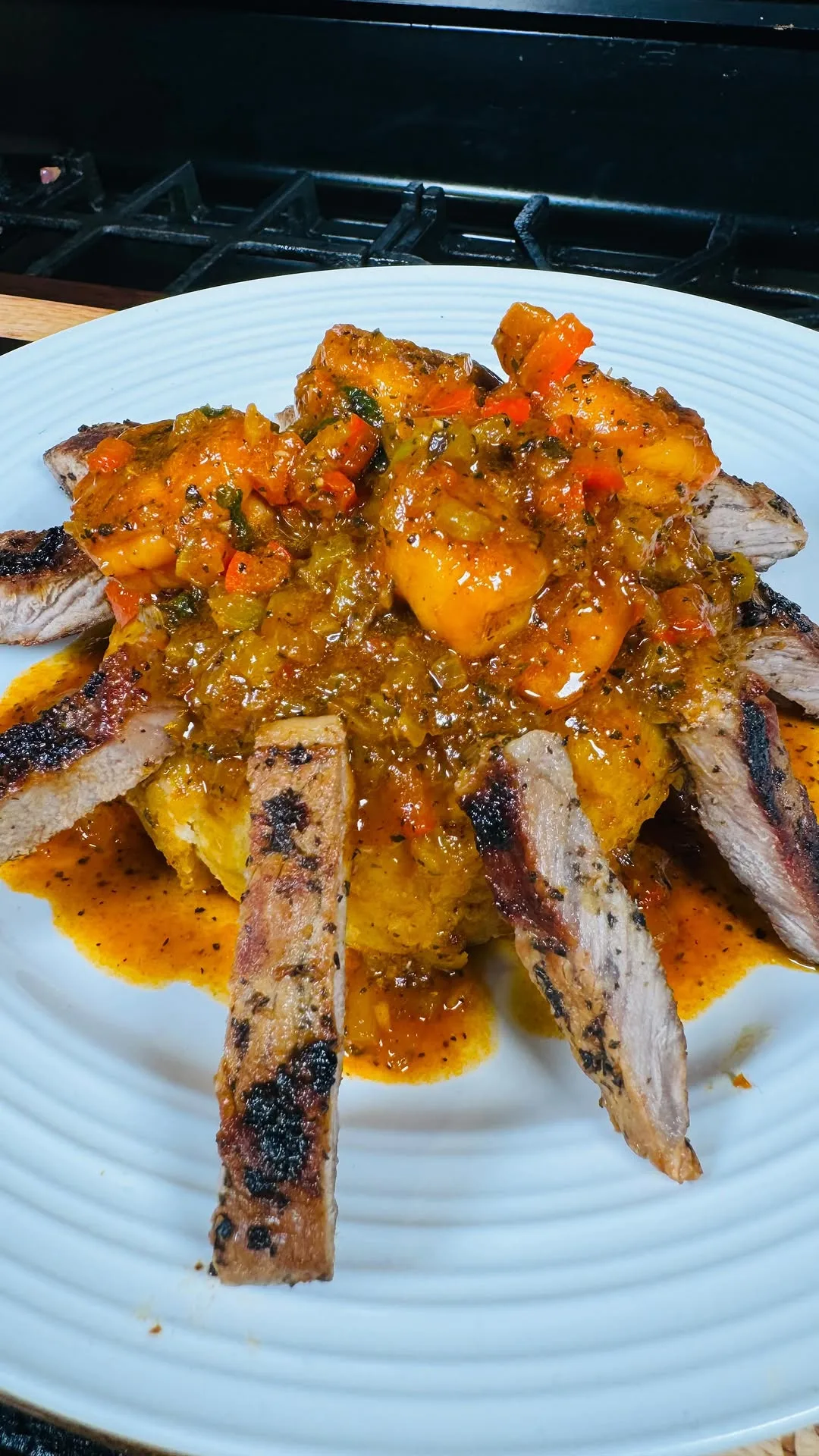 mofongo-de-camarones-con-filete-de-primera
