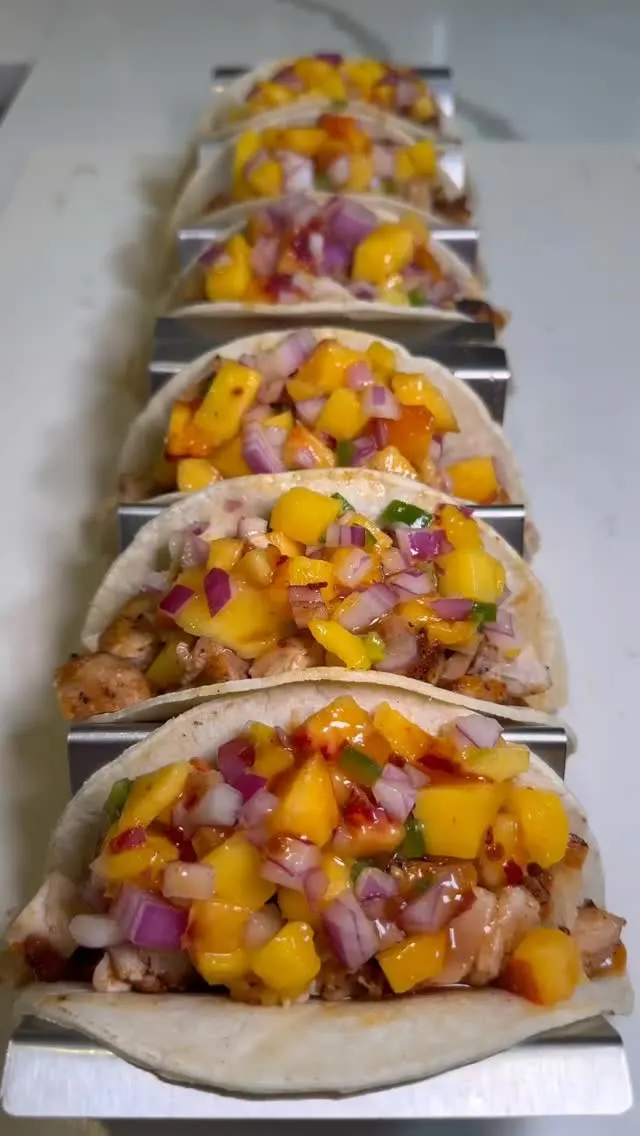 sweet-chili-chicken-tacos