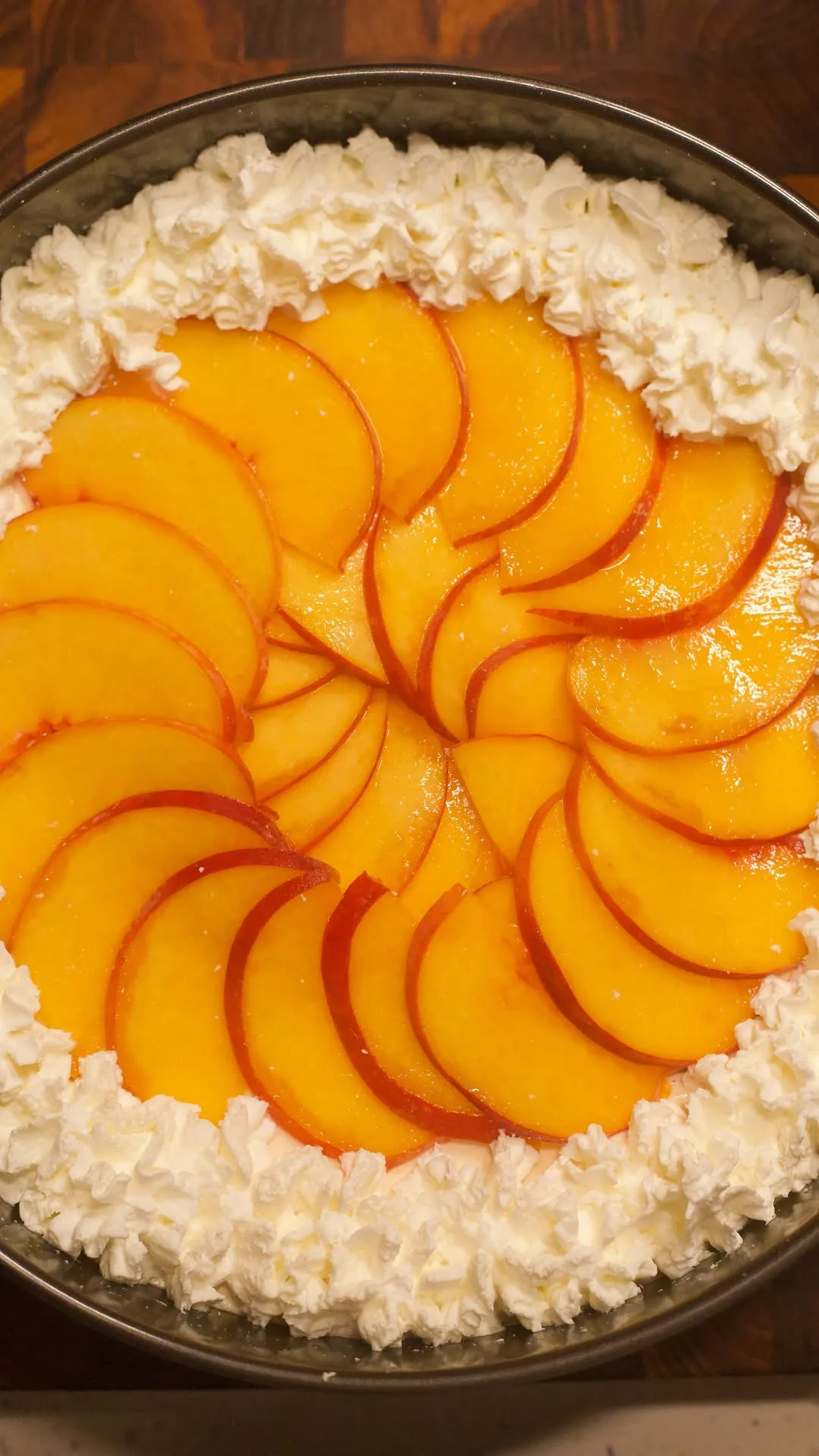 peaches-and-cream-cheesecake