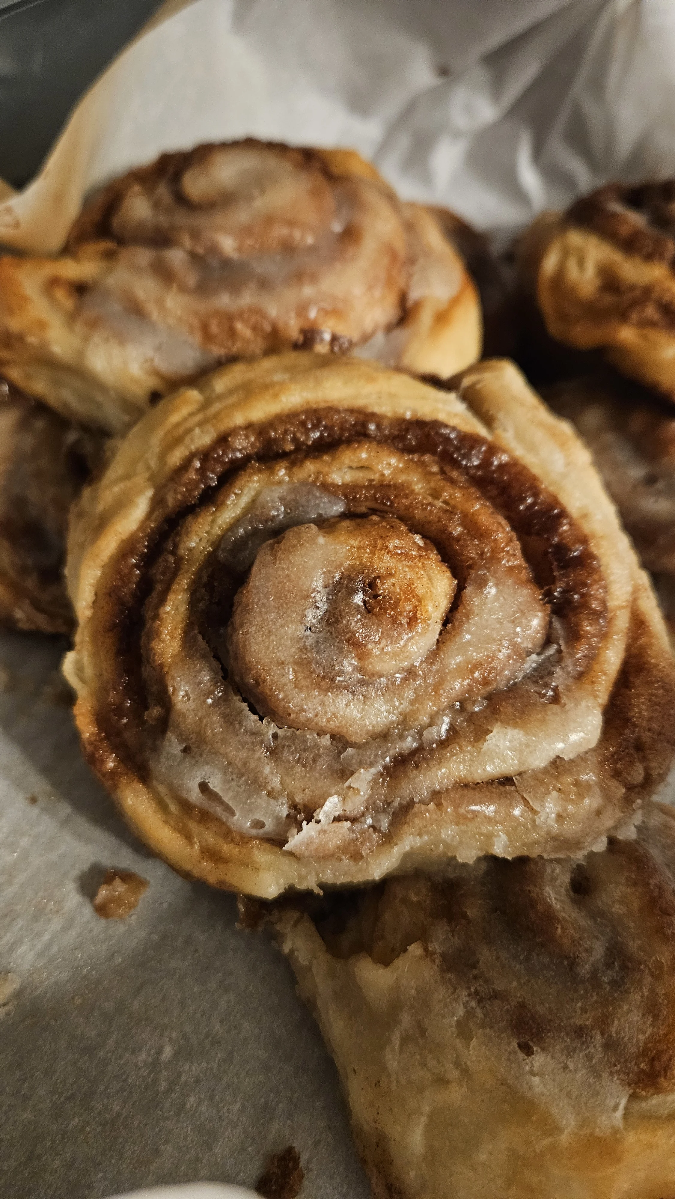 sourdough-cinnamon-rolls
