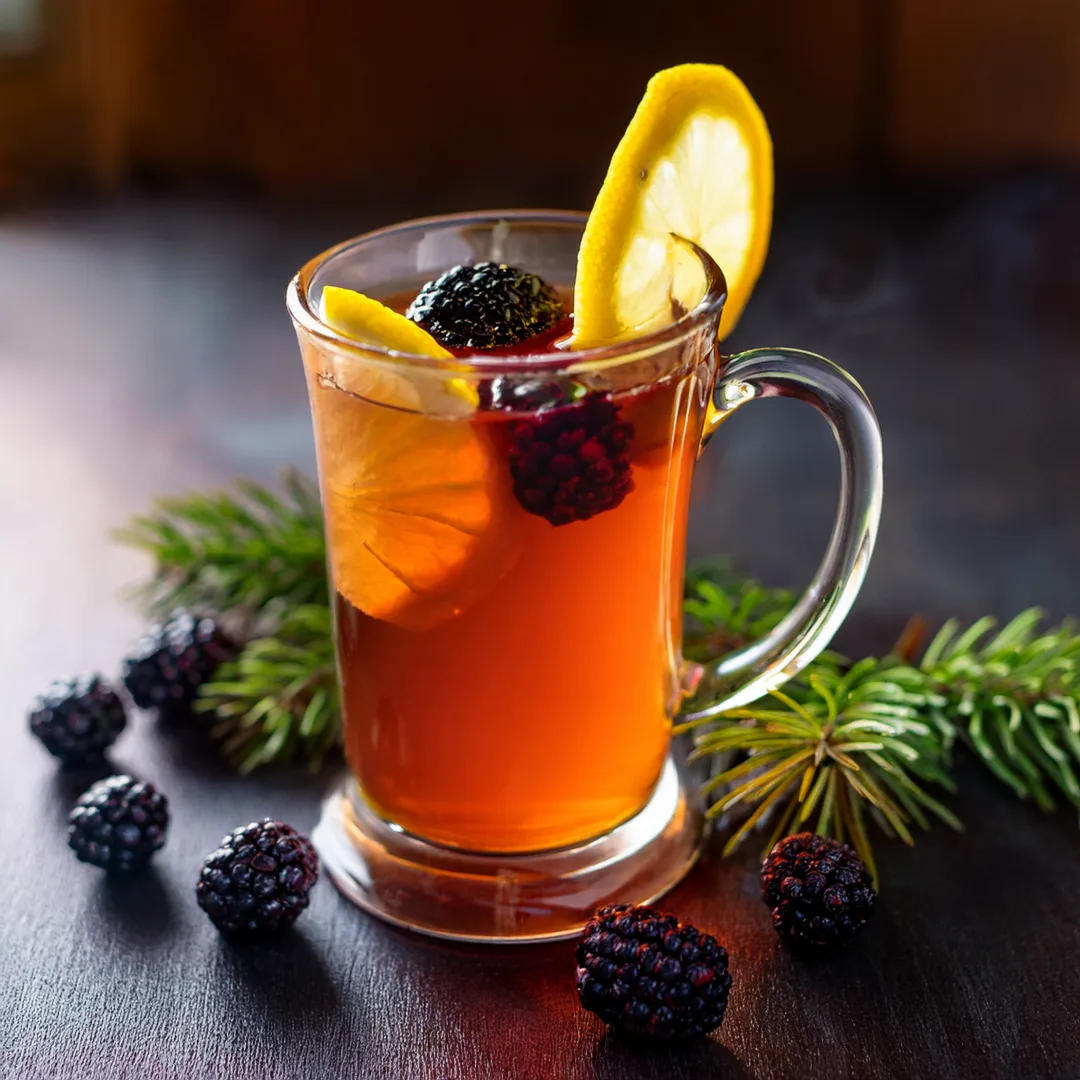 blackberry-and-lemon-hot-toddy